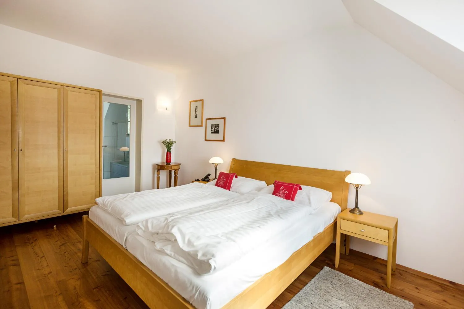 Bedroom, Bed in Weinhaus Nigl - Hotel, Restaurant und Spa
