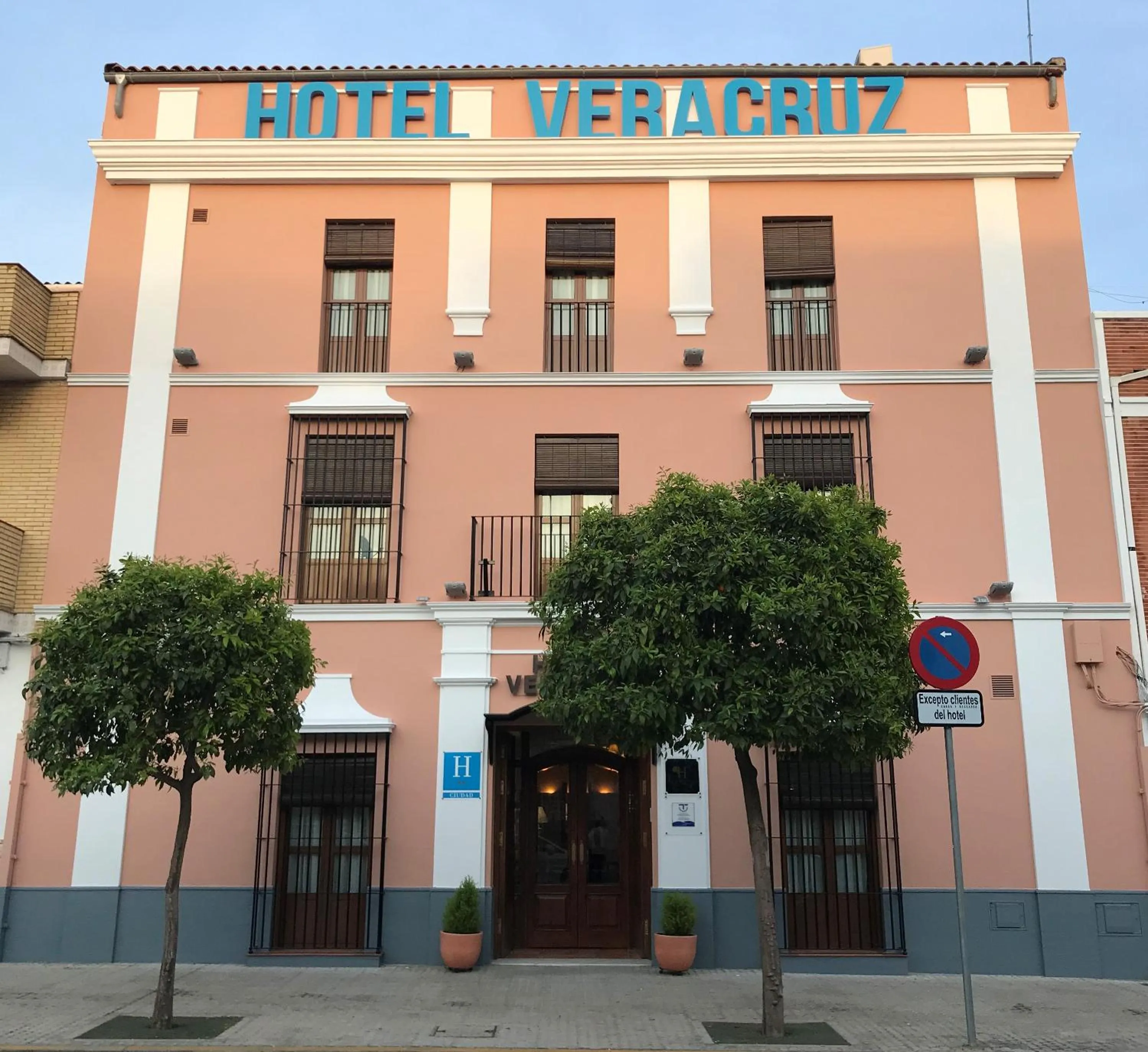 Facade/entrance in Hotel Veracruz