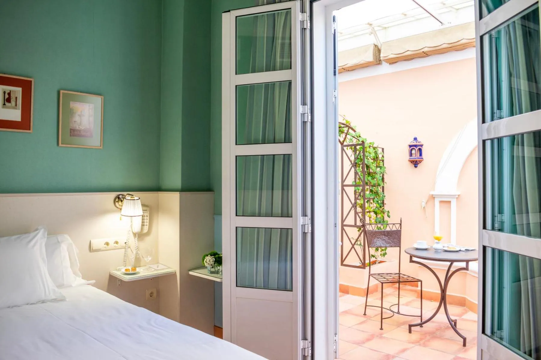 Photo of the whole room, Bed in Hotel Veracruz