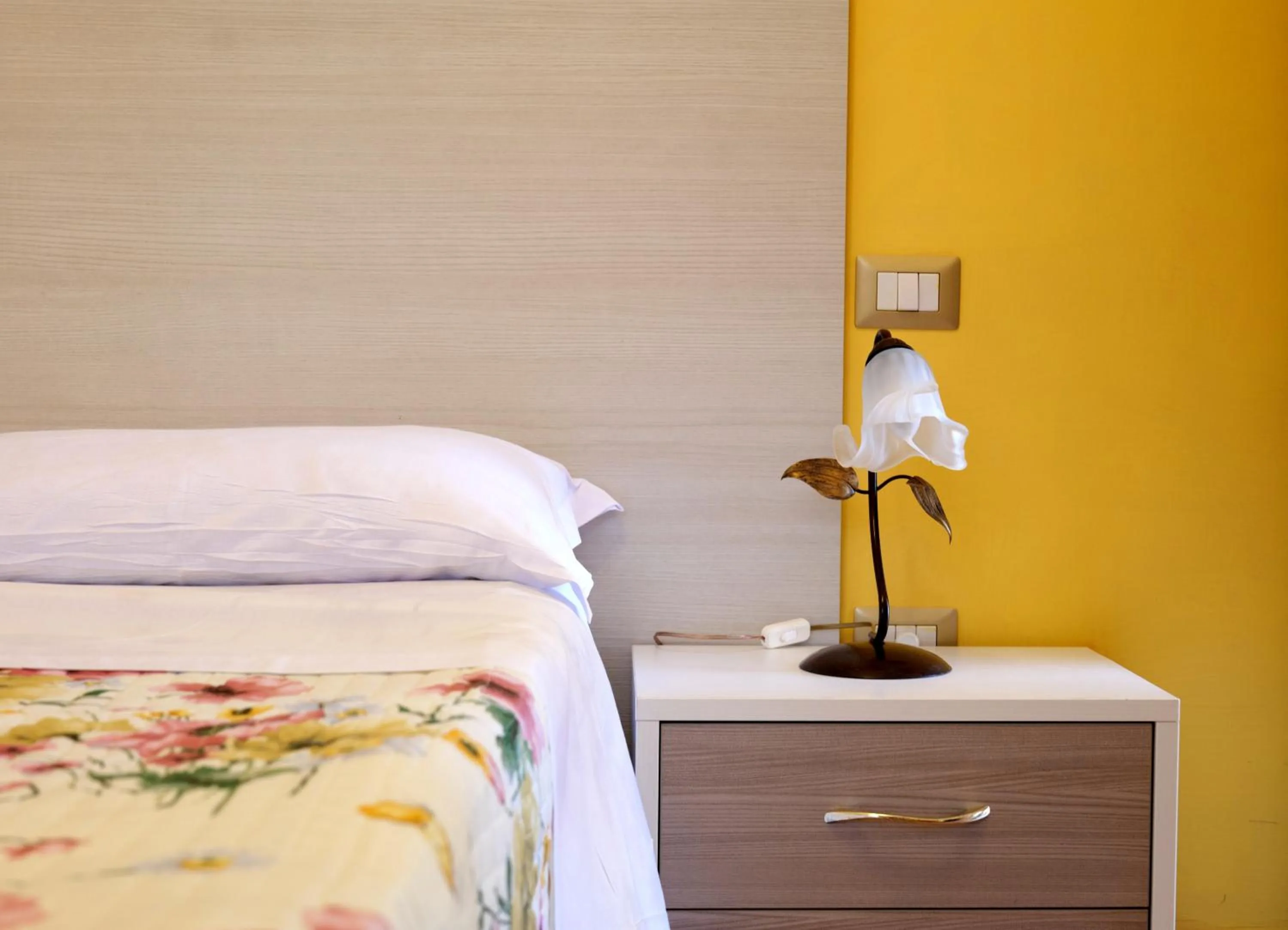 Bed in V&V Suite & Breakfast