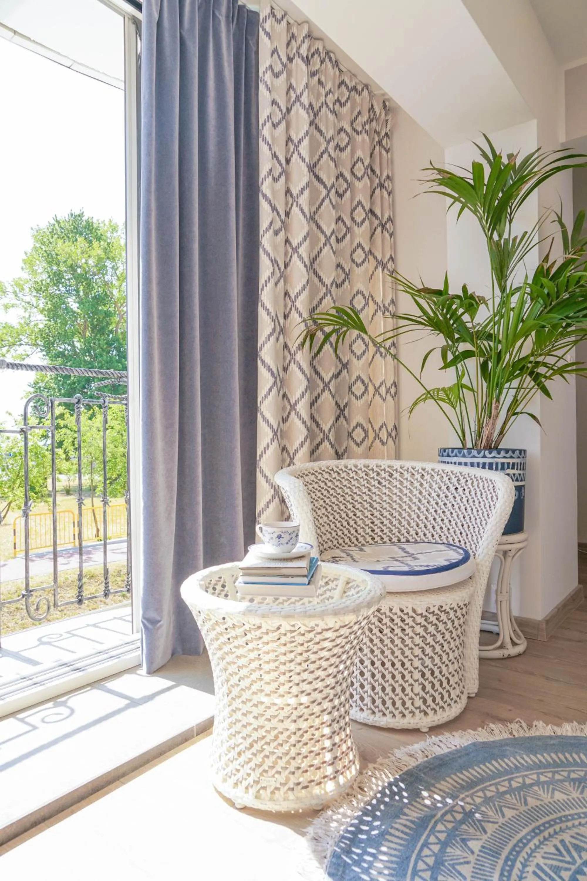 Seating area in Villa Pastelowa