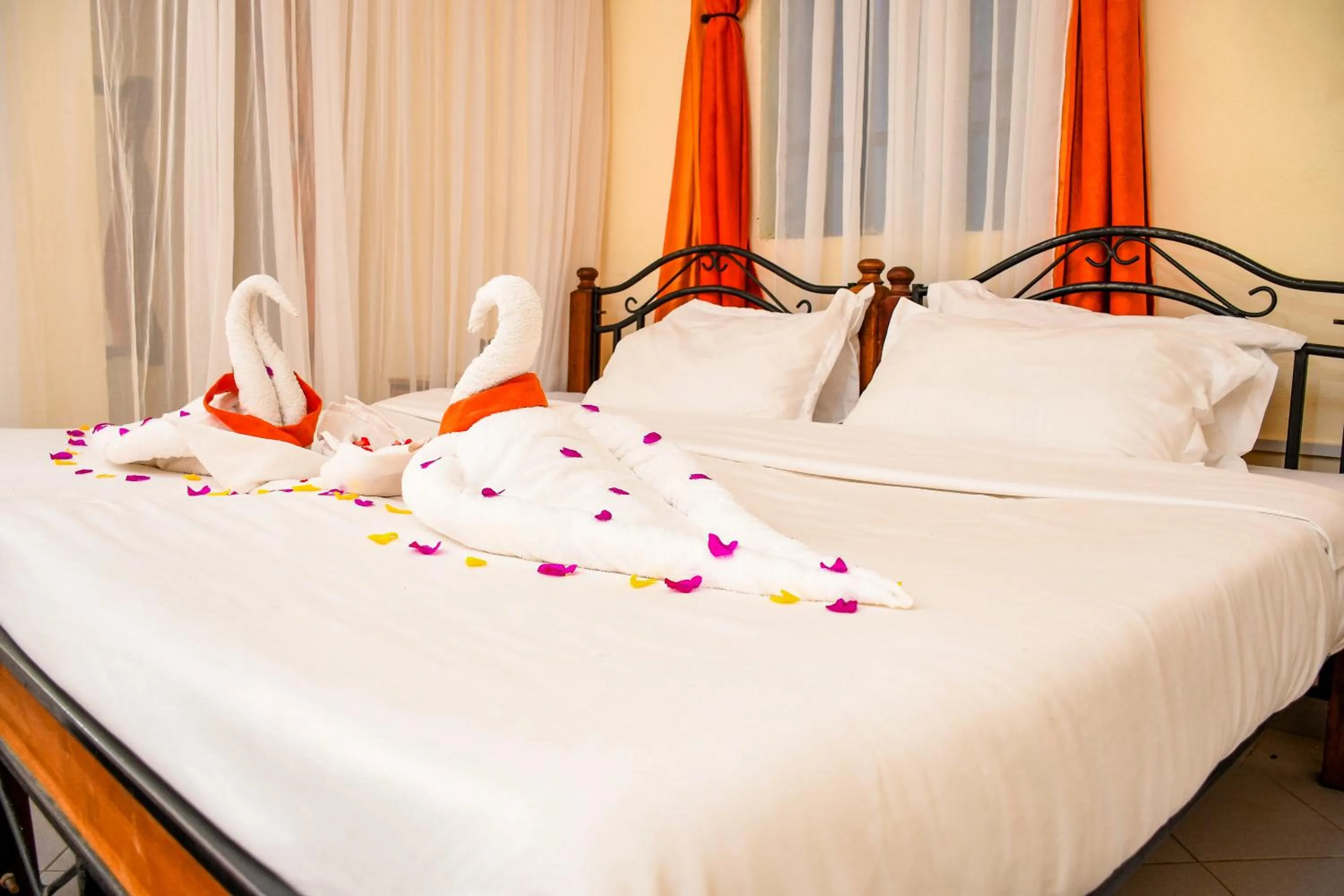 Bed in Naivasha Peppercorn Holiday Resort