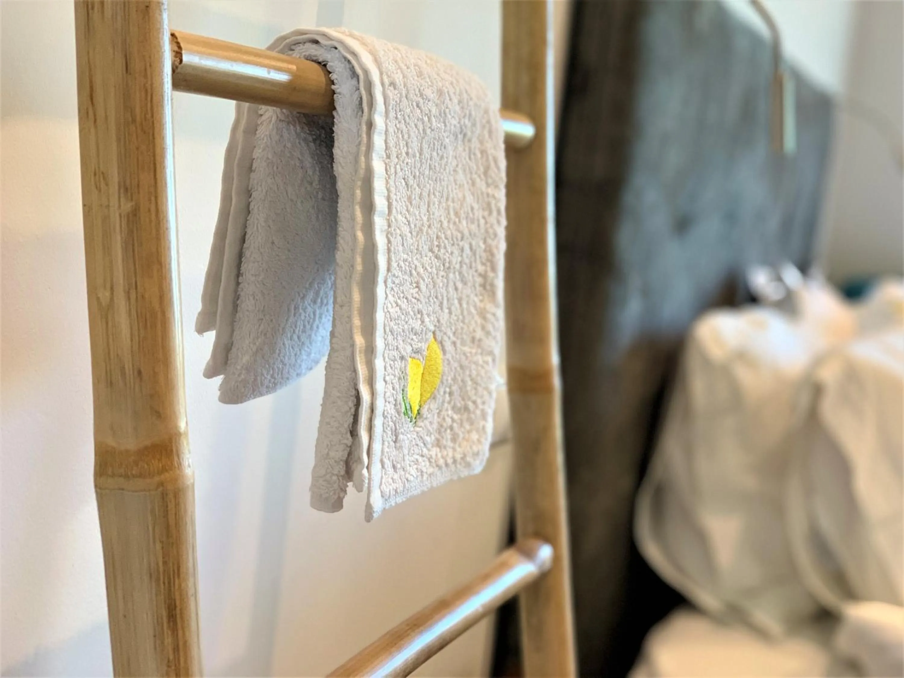 Bedroom, Bed in El Amparo