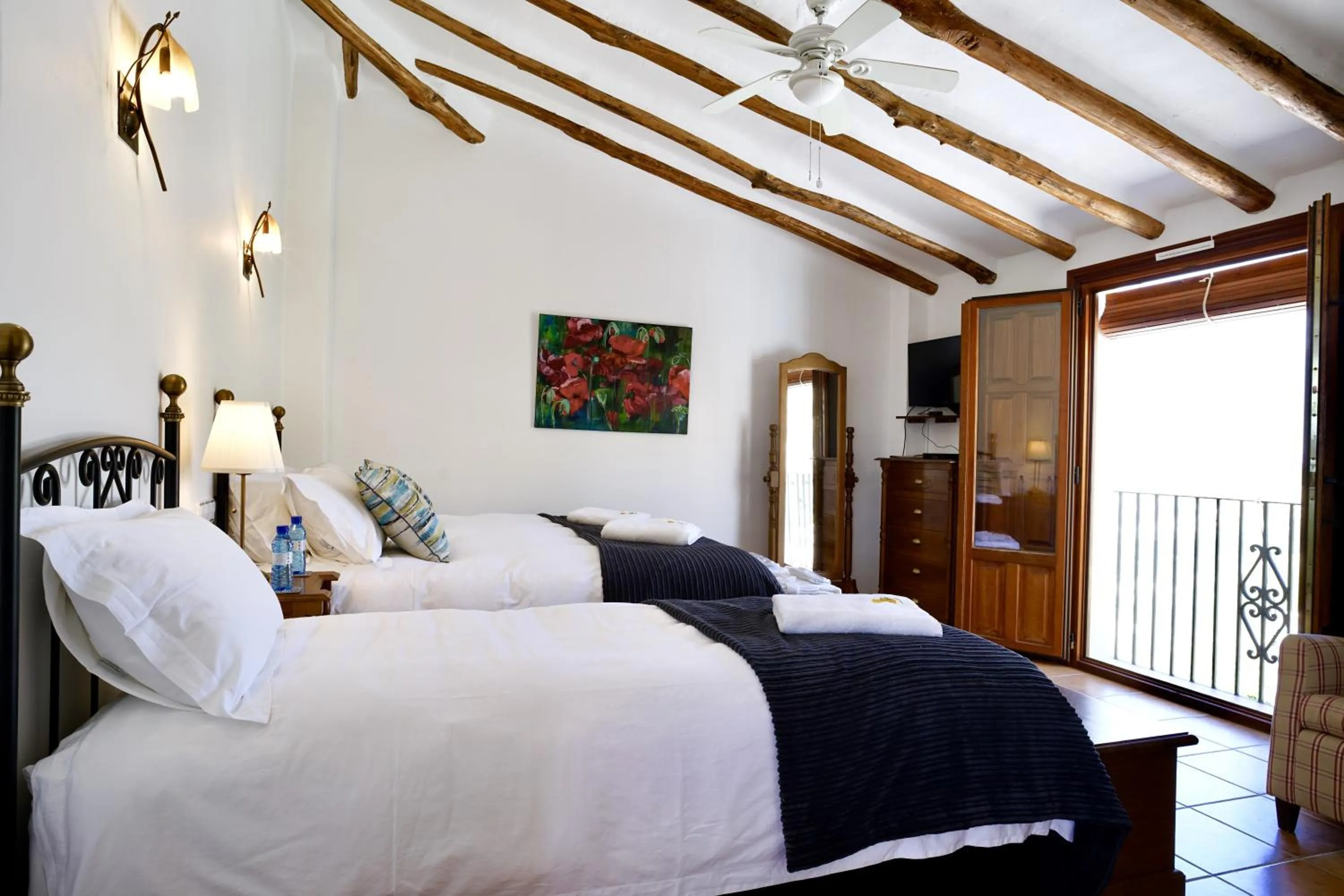 Bedroom, Bed in El Amparo