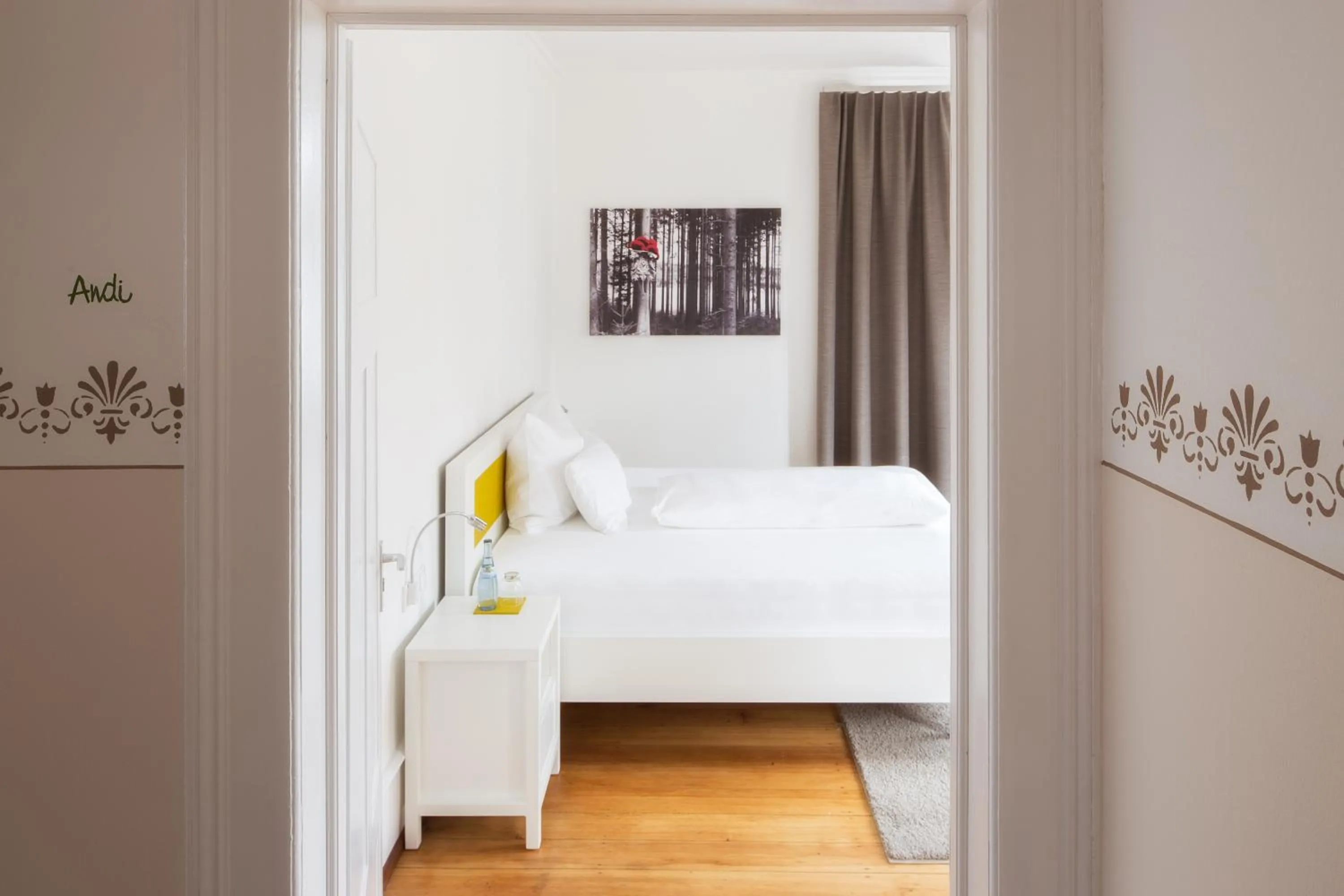 Photo of the whole room, Bed in Hotel Villa8