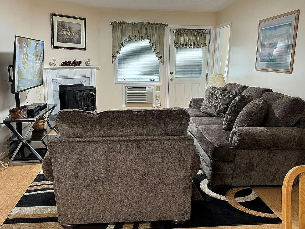 Living room in Nordic Inn Condominium Resort