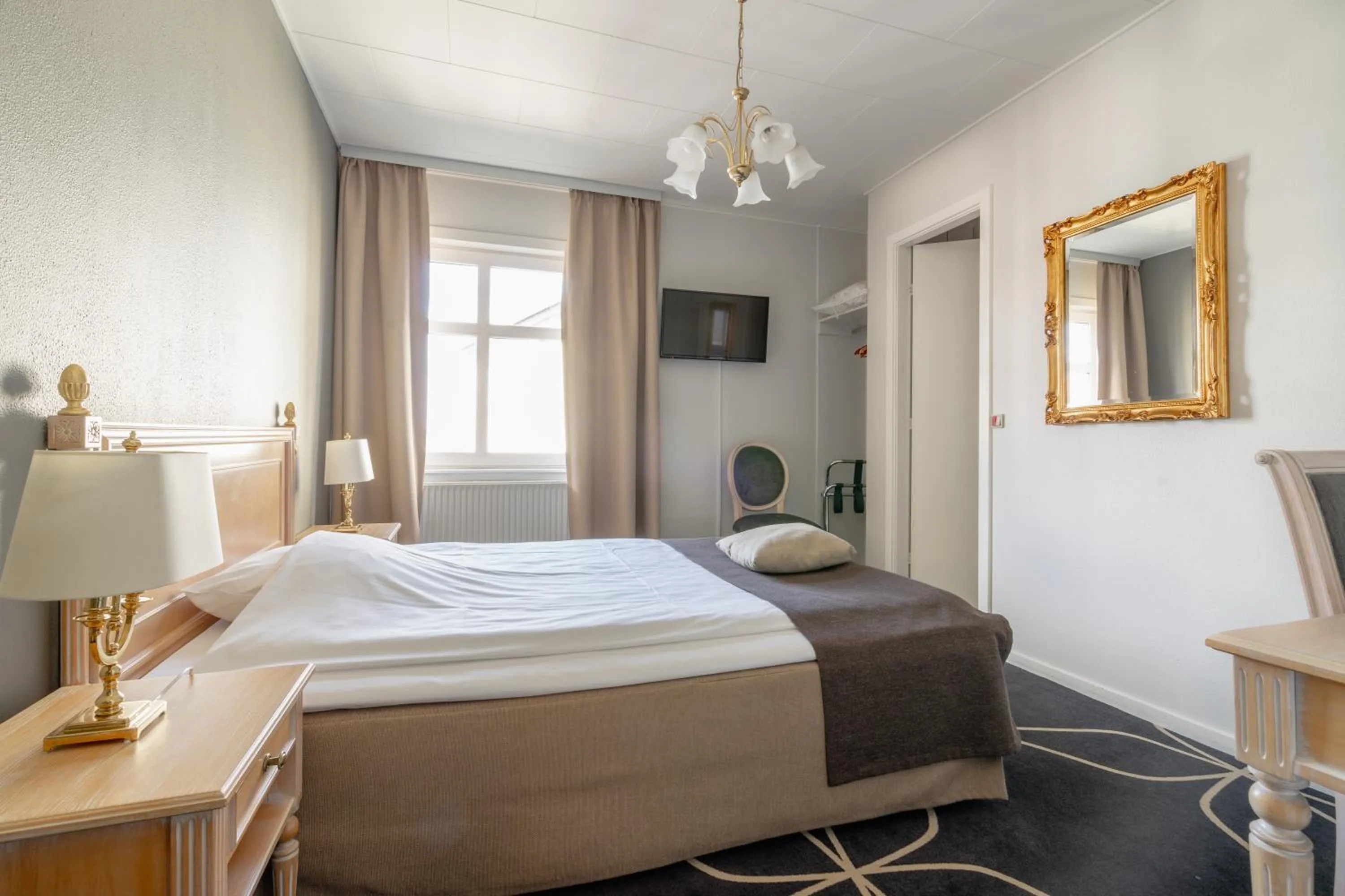 Bedroom, Bed in Hotel Dania