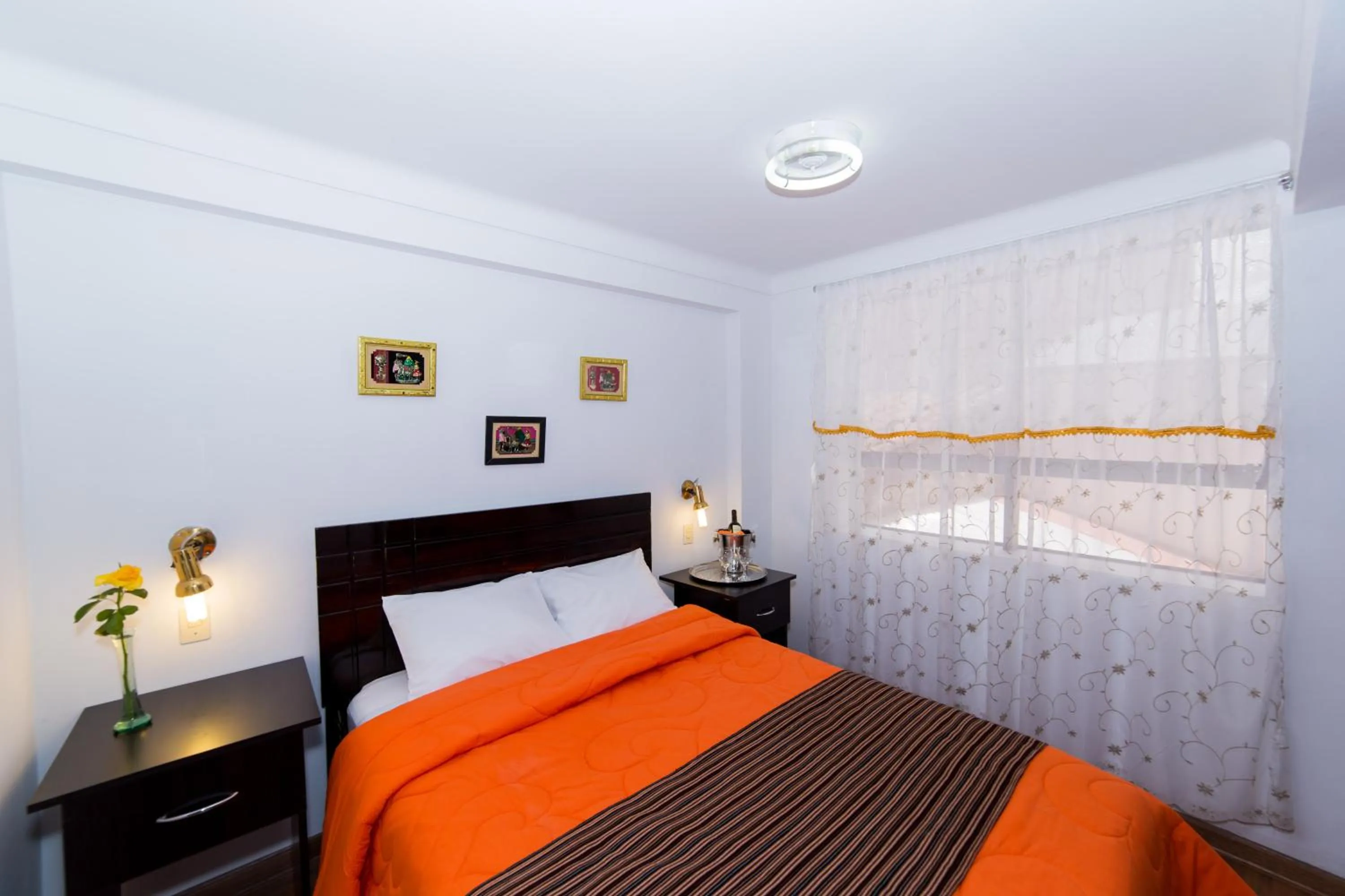 People in Hotel Peru Real