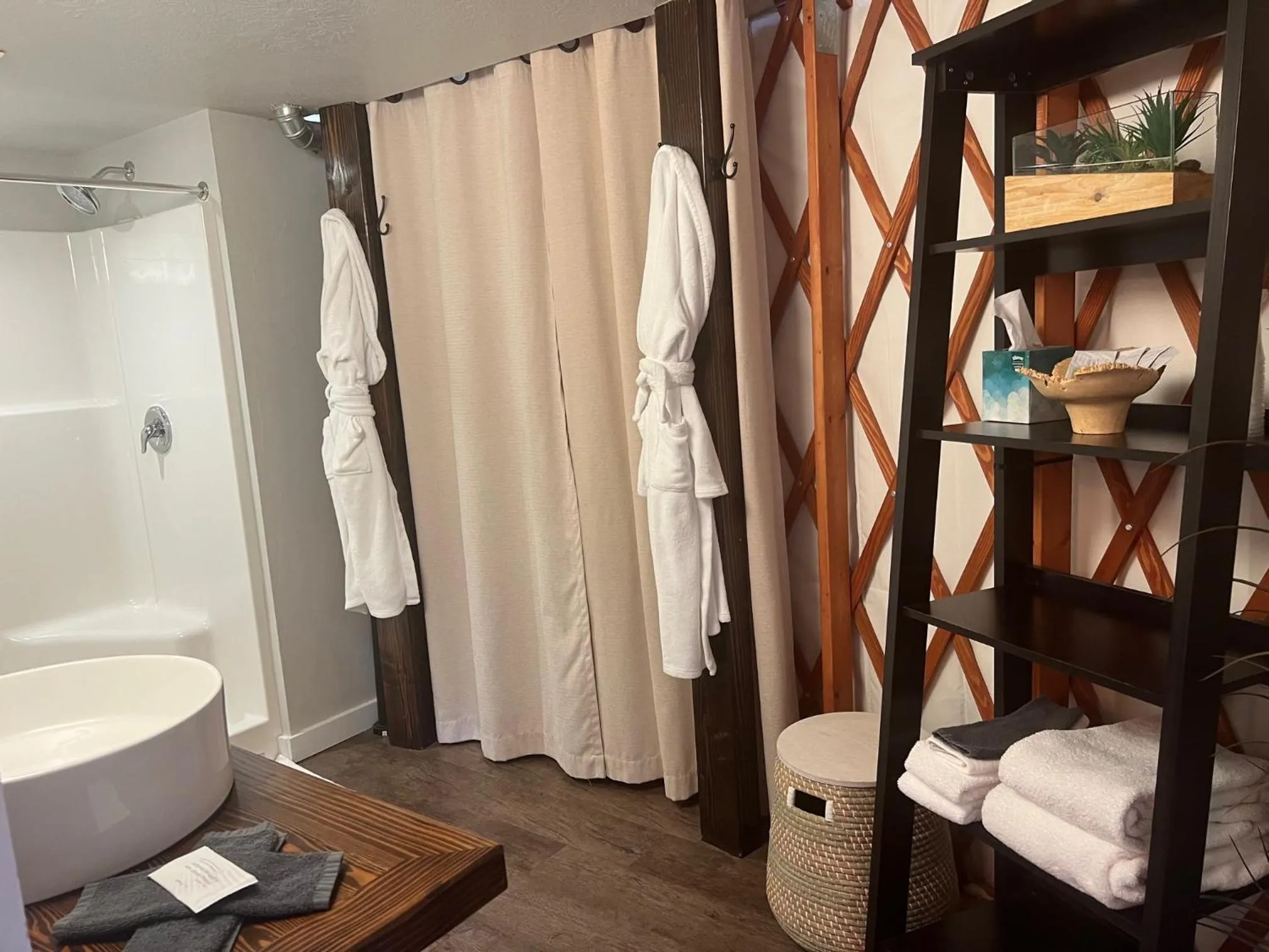 Shower in Escalante Yurts - Luxury Lodging