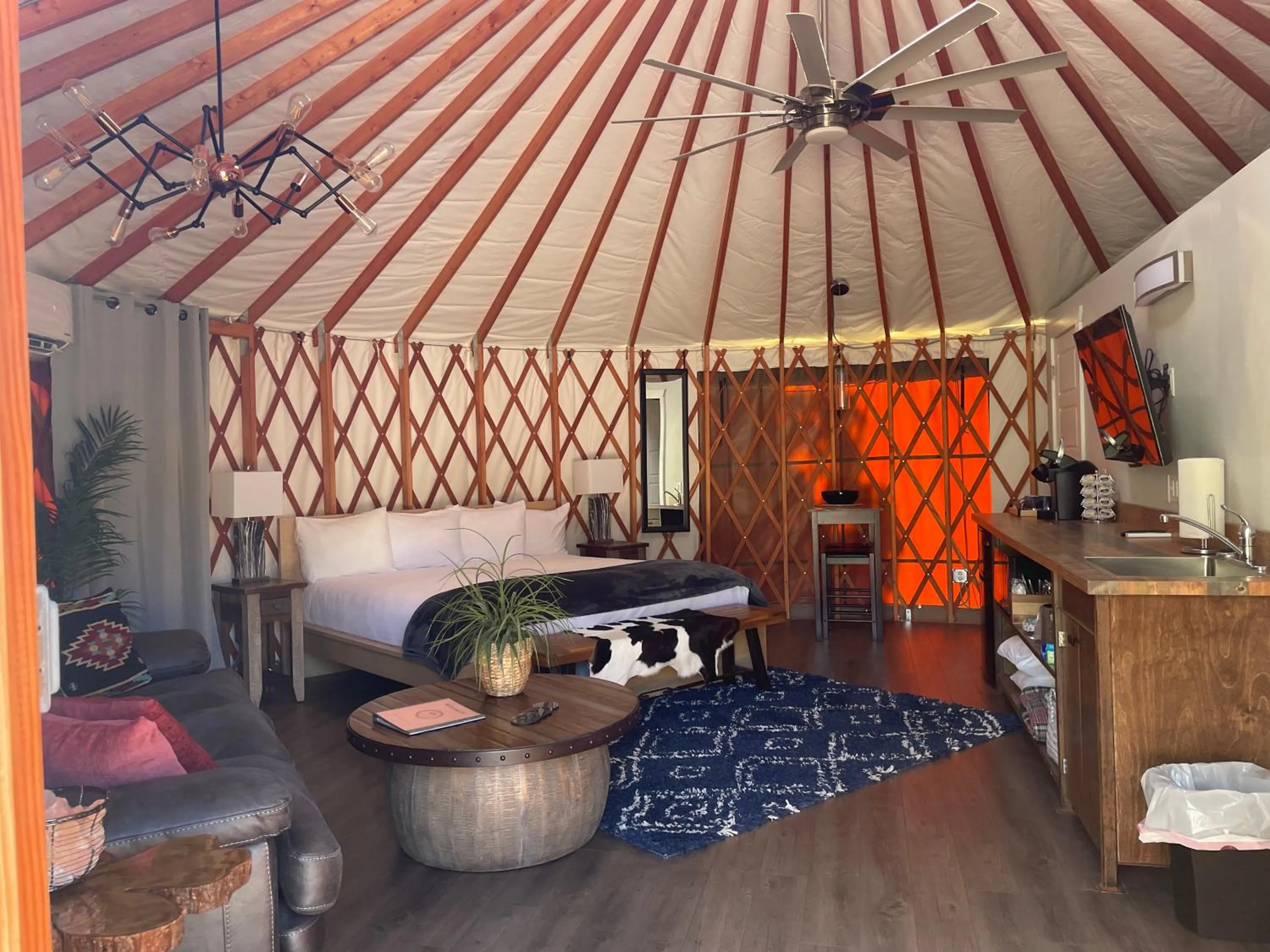 Bed in Escalante Yurts - Luxury Lodging