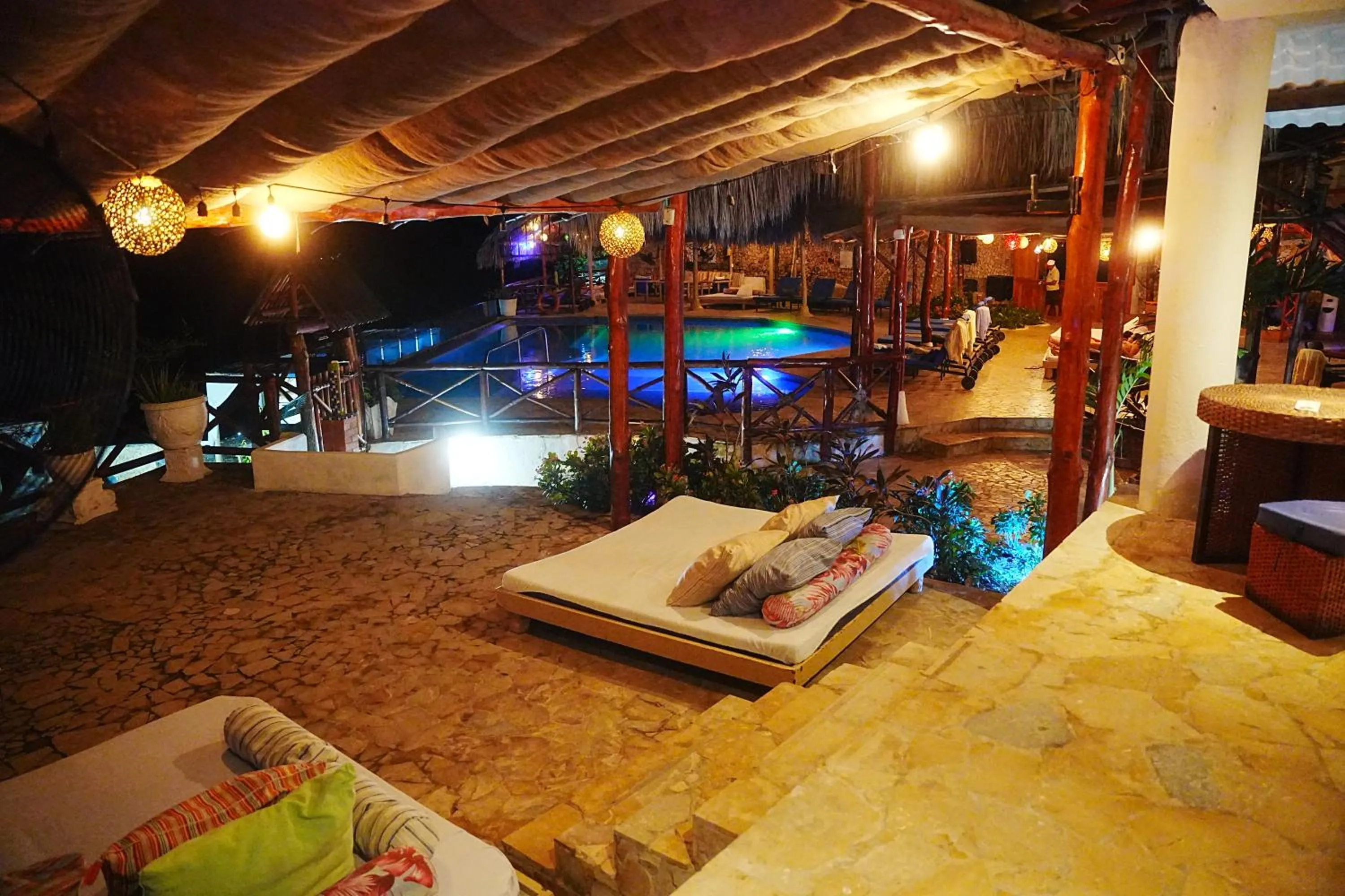 Pool view in Hotel Isla Real