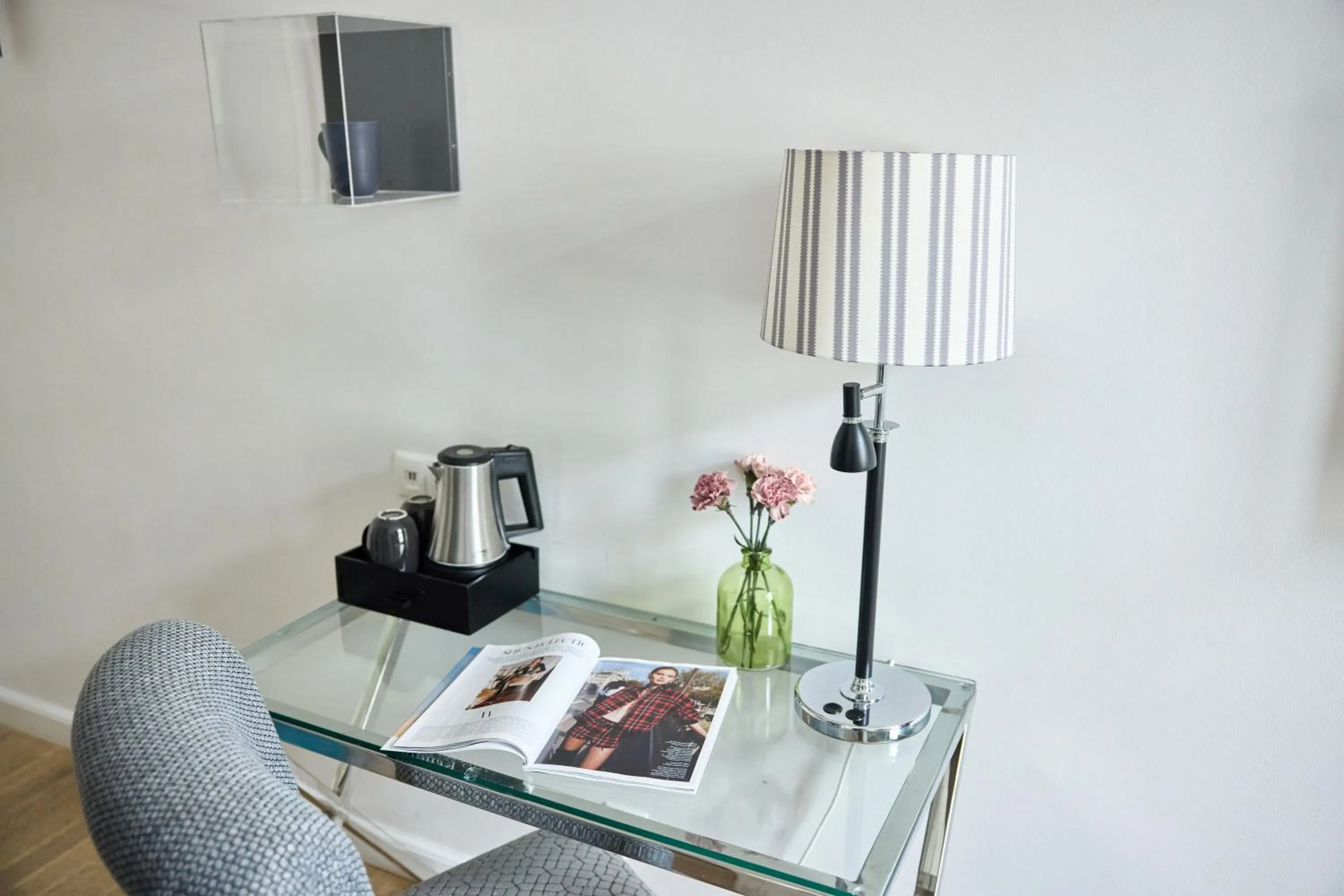 Coffee/tea facilities in Absalon Hotel