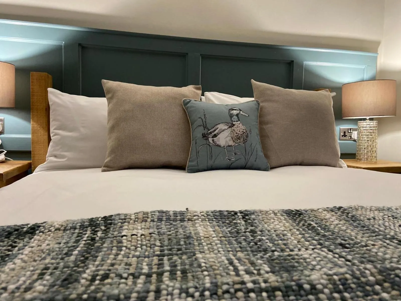 Bed in The Wheatsheaf Inn