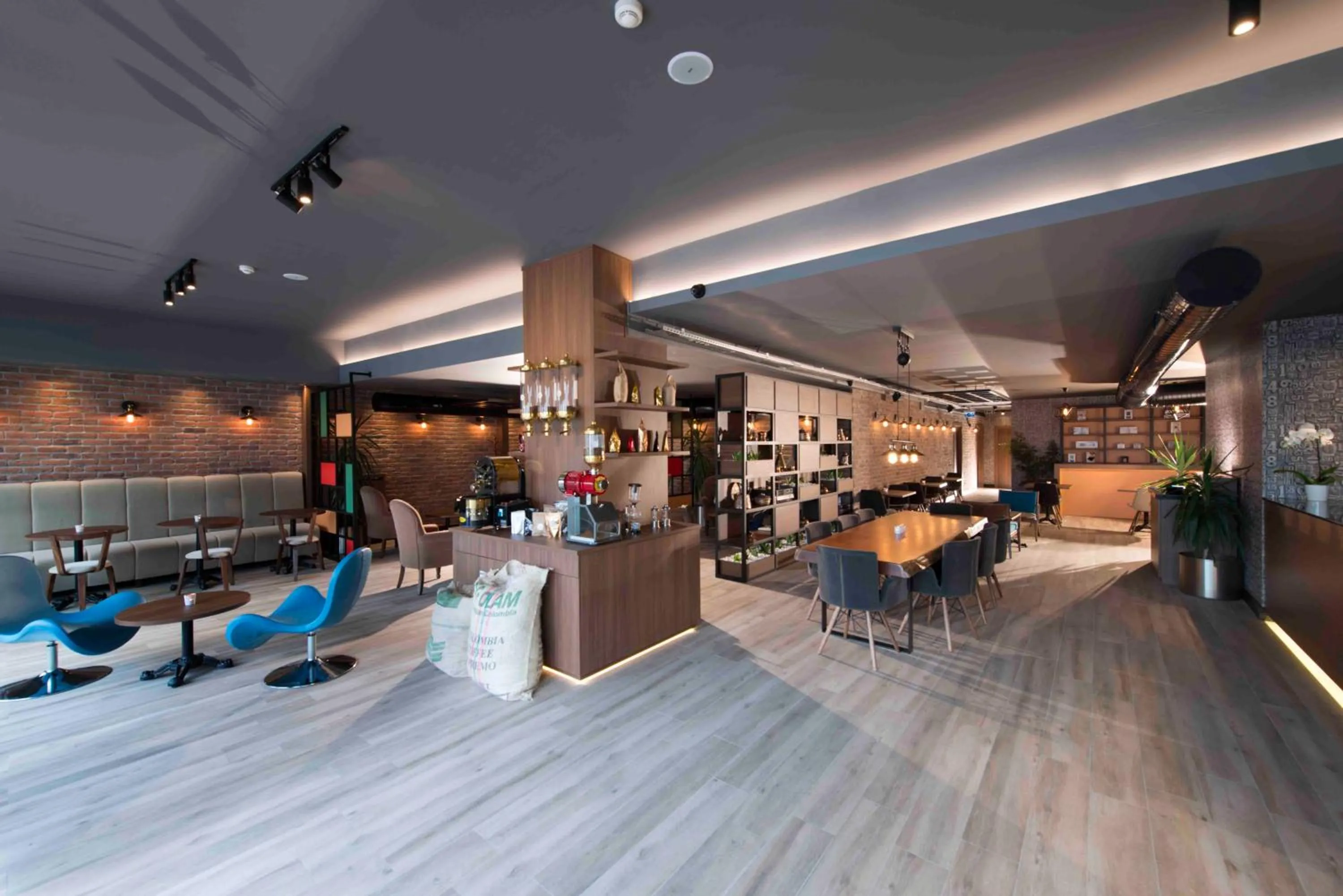 Restaurant/places to eat in Bricks Hotel İstanbul