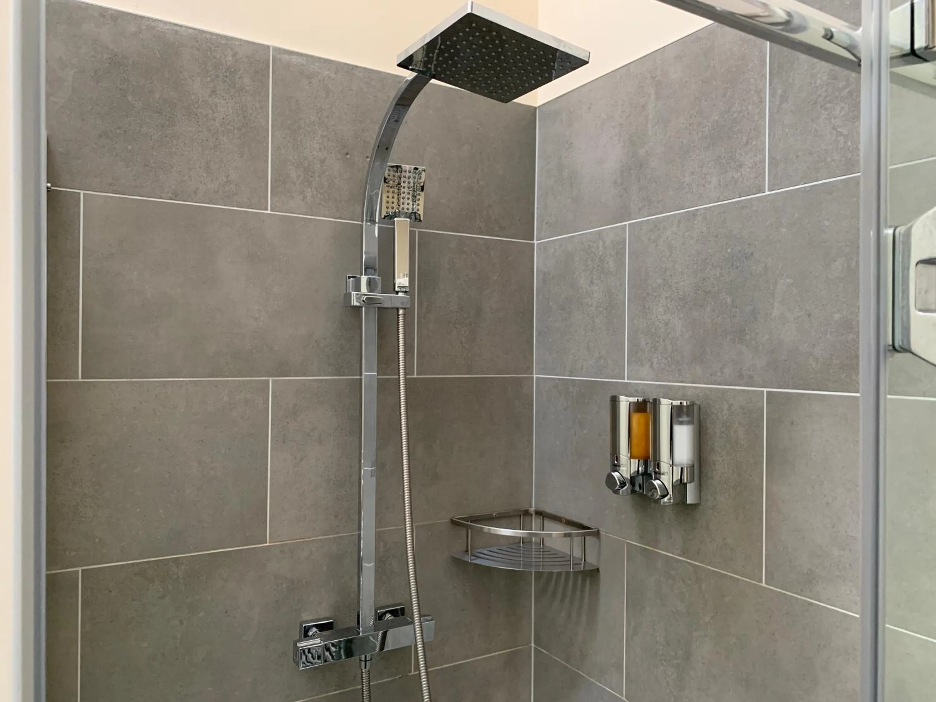 Bathroom in Market Place Serviced Apartments, Leek