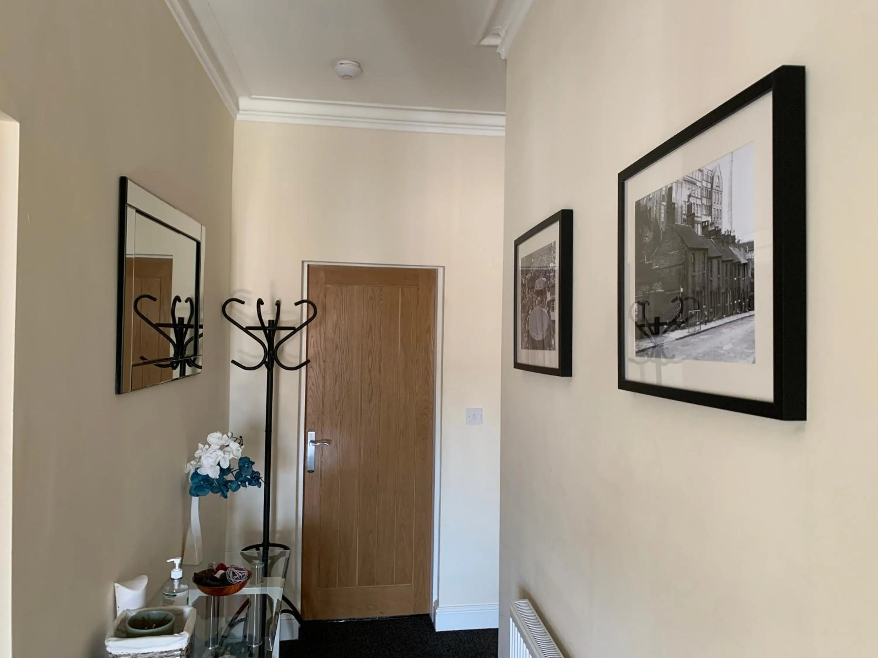 Market Place Serviced Apartments, Leek