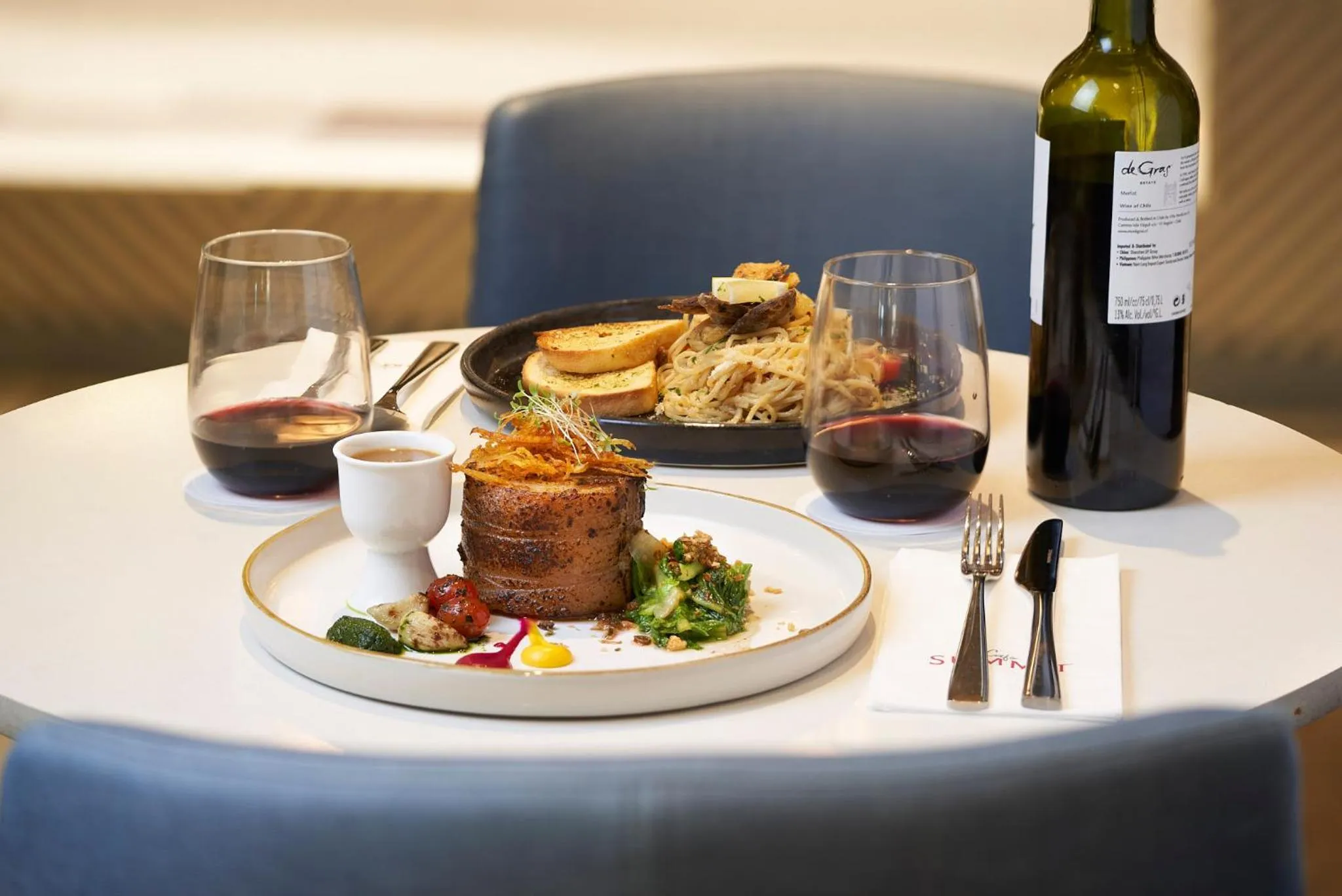 Food and drinks in Summit Galleria Cebu