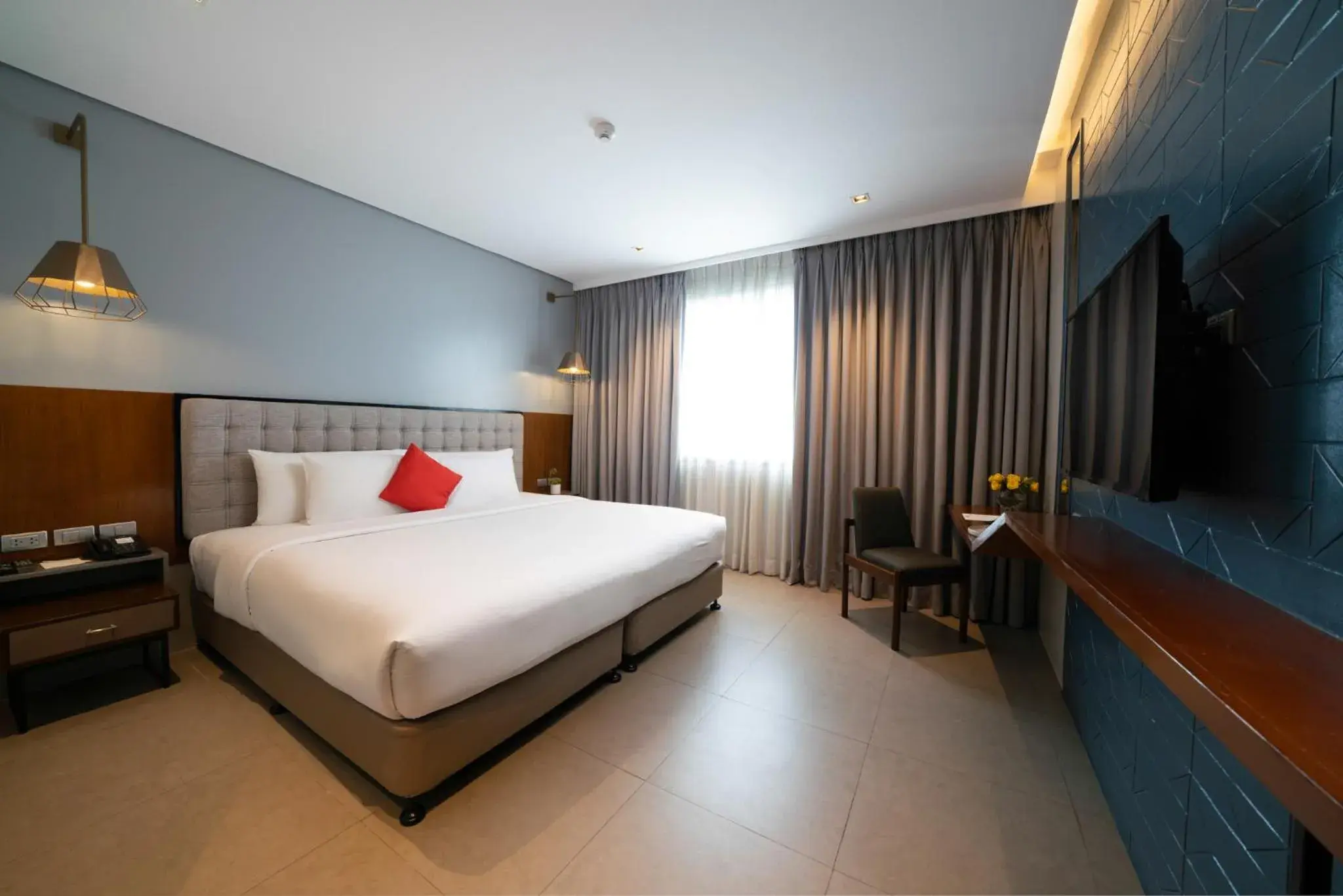 Deluxe King Room in Summit Galleria Cebu Deluxe King Room in Summit Galleria Cebu