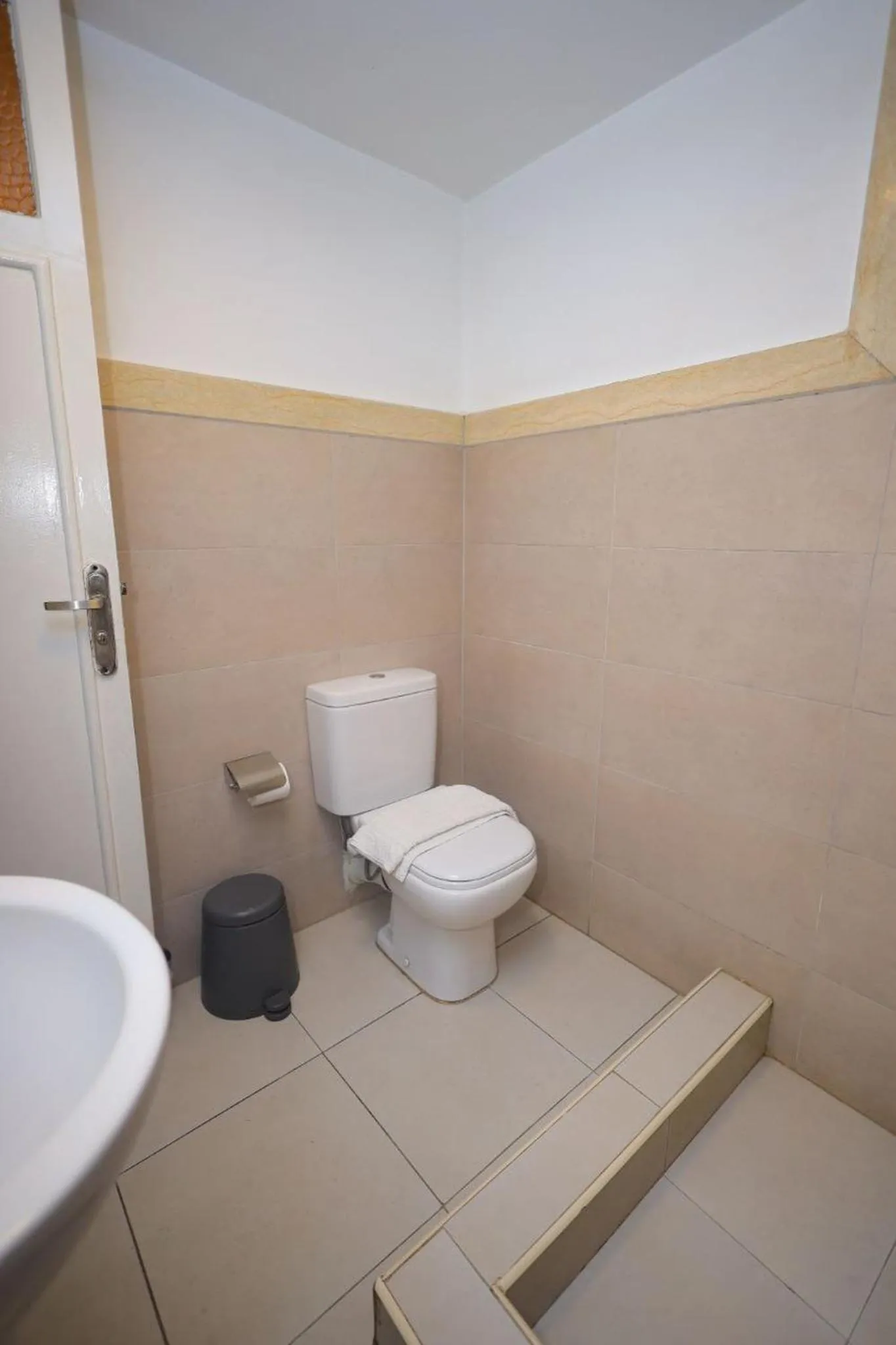 Bathroom in Hapi Hotel