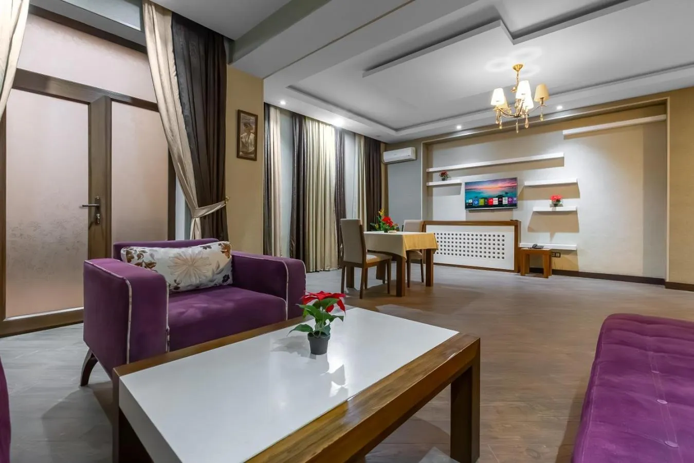 Living room in Manor Luxury Hotel Baku