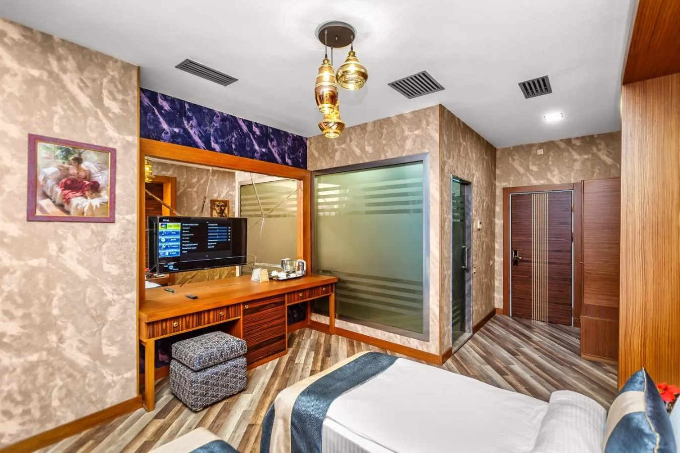 Photo of the whole room in Manor Luxury Hotel Baku