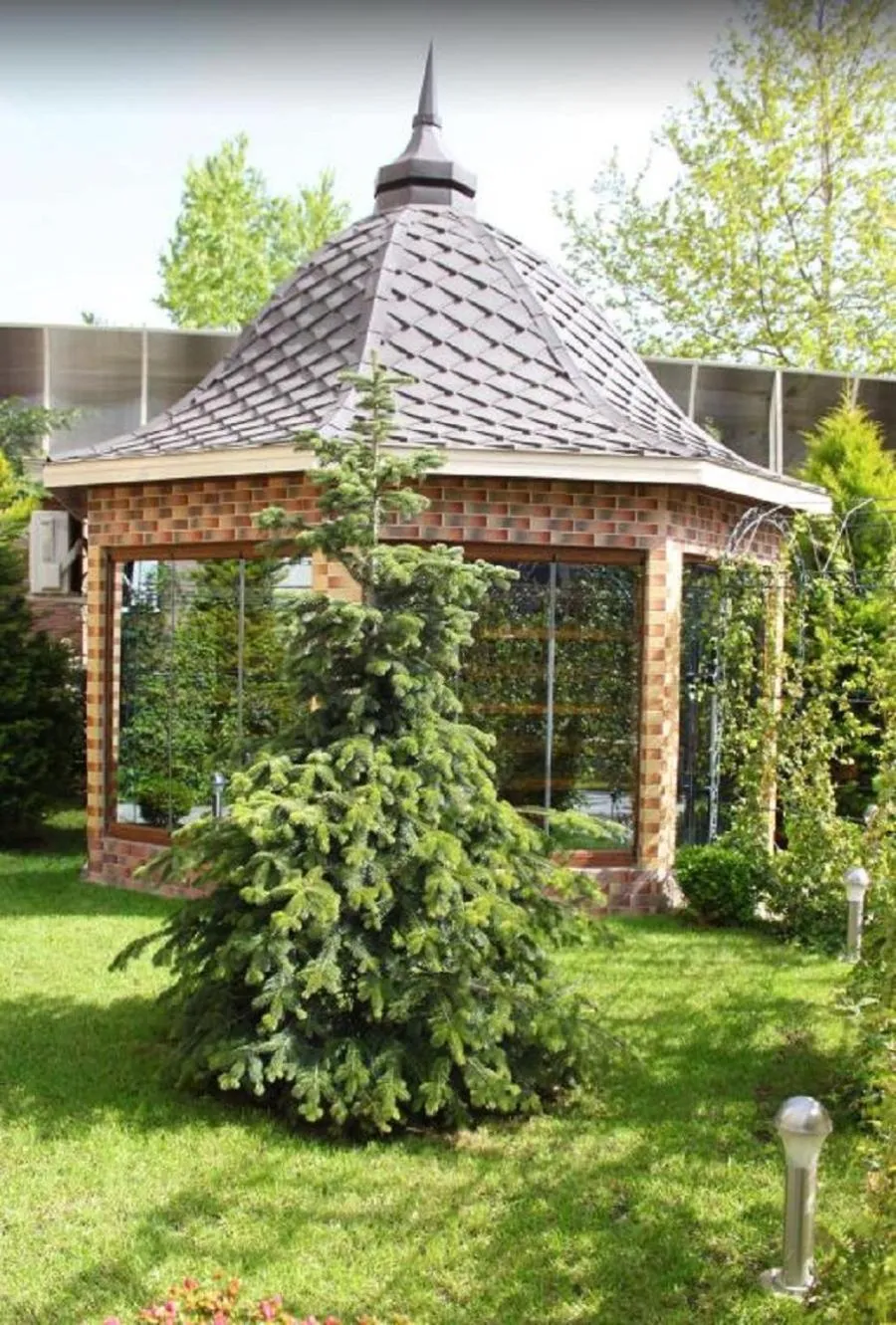 Property building in Manor Luxury Hotel Baku