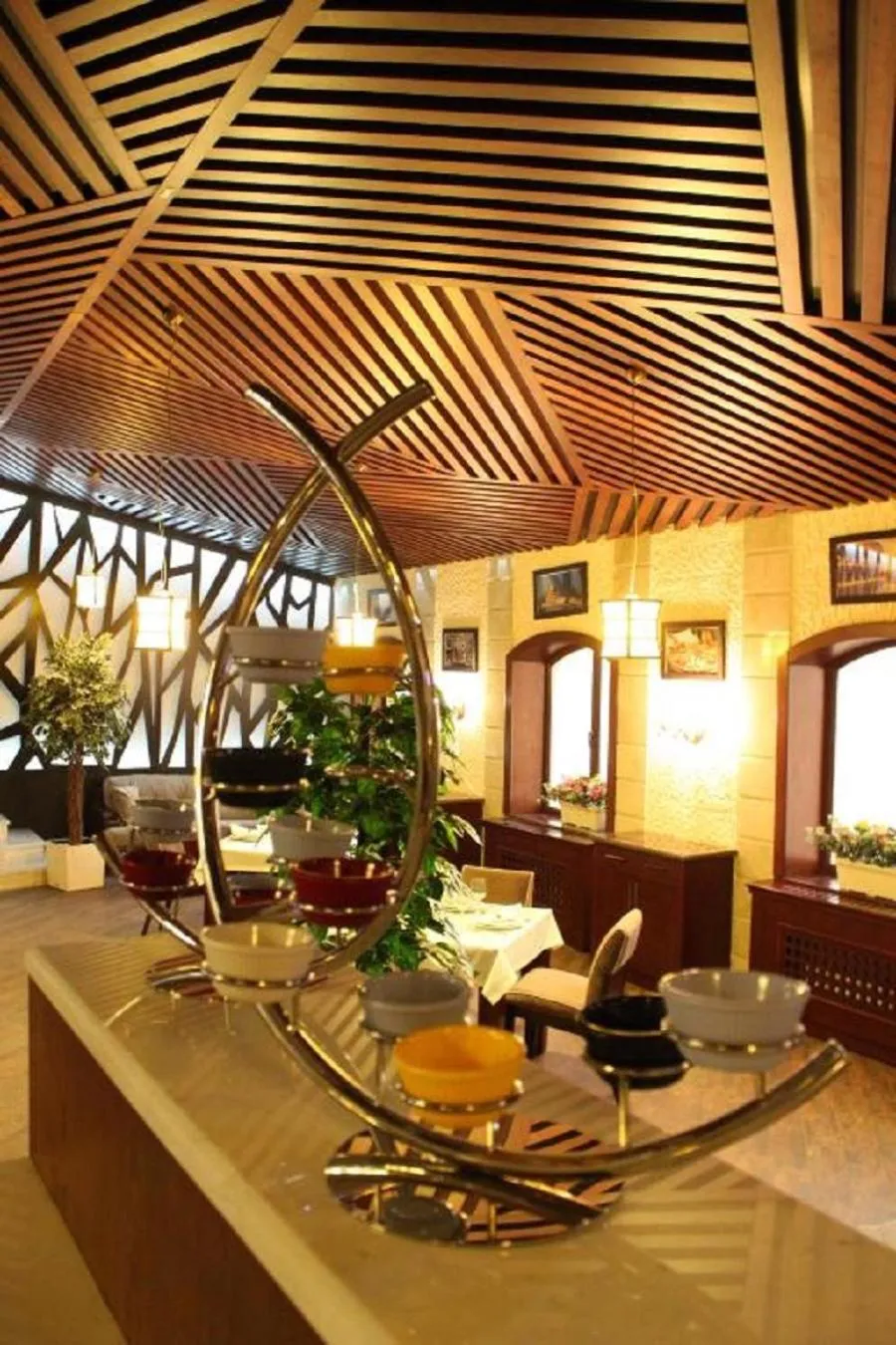 Restaurant/places to eat in Manor Luxury Hotel Baku