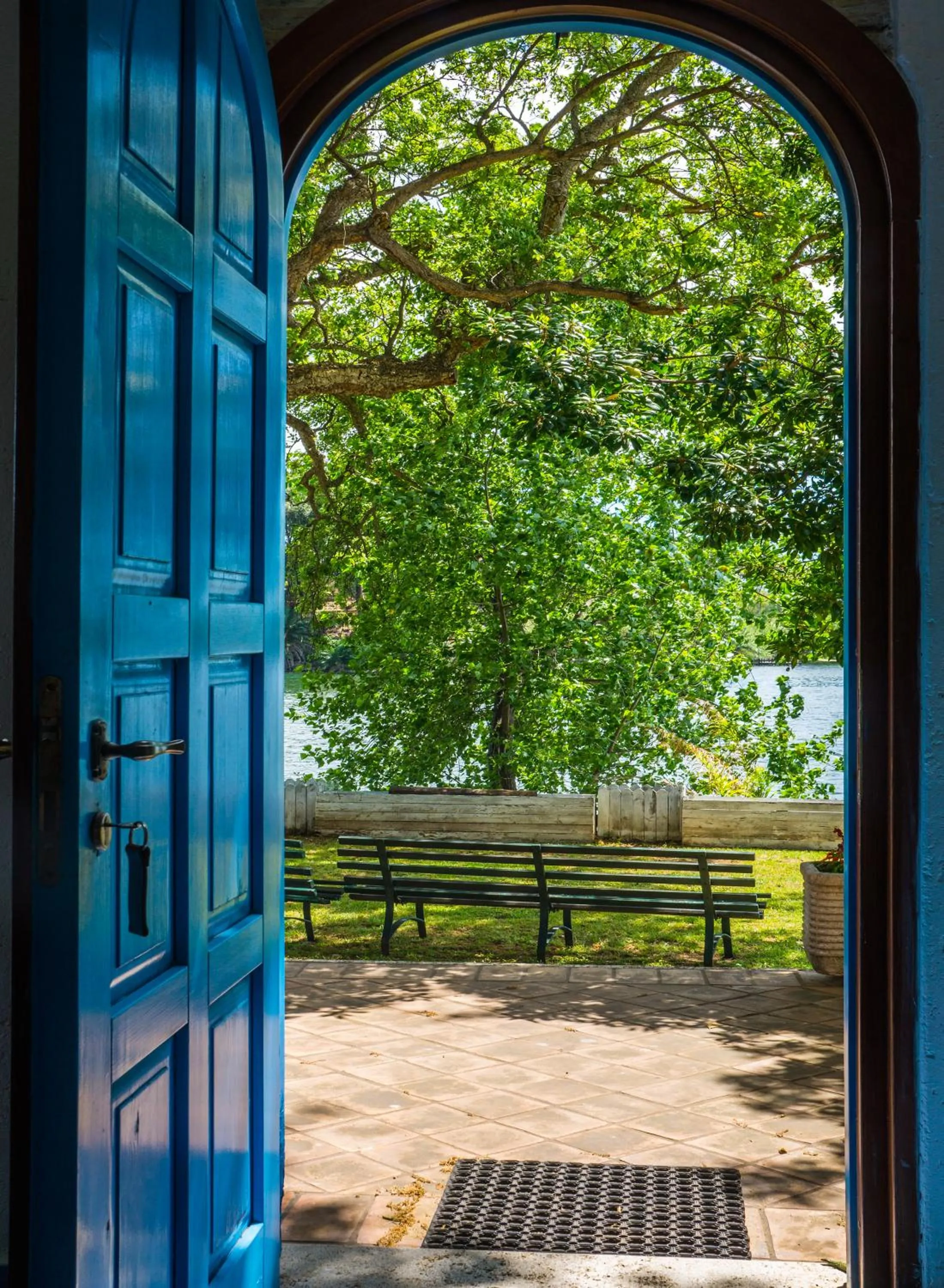 Garden view in Baia D'Oro