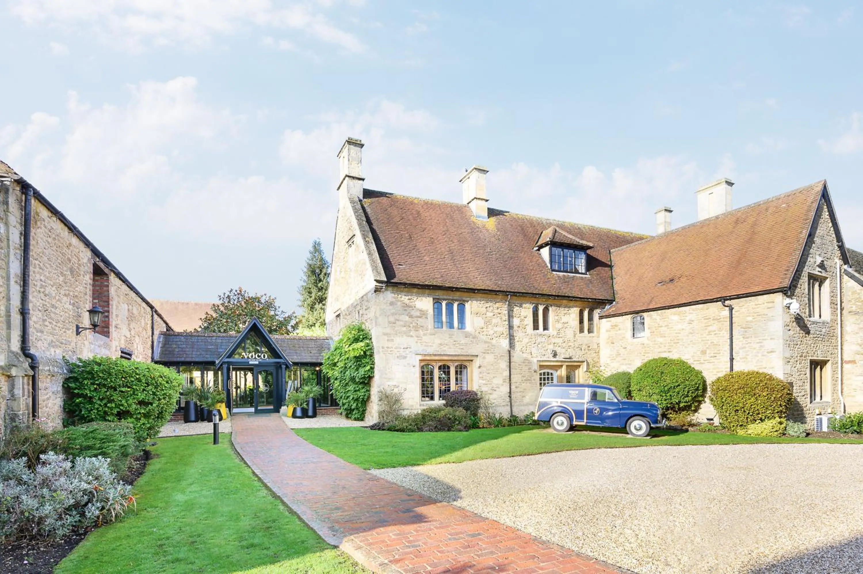 Property building in voco Oxford Thames by IHG