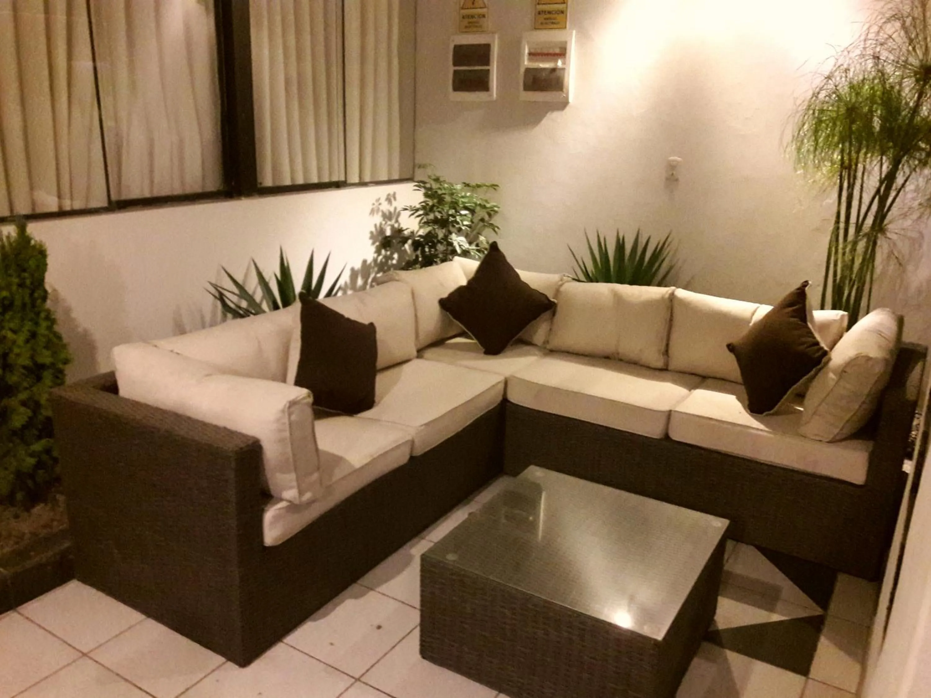 Communal lounge/ TV room in Bon Repos Arequipa