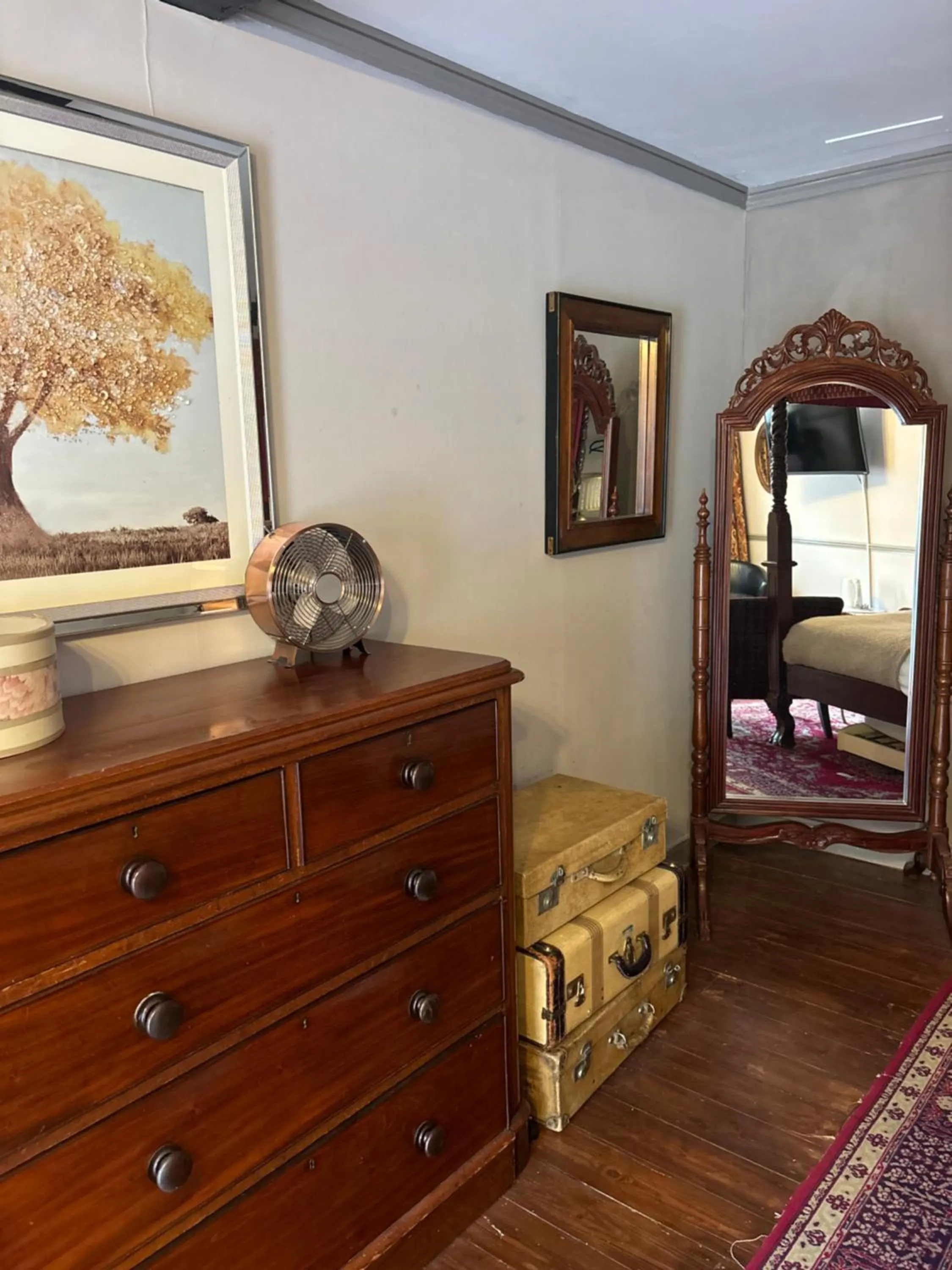 Bedroom, Bed in The George Hotel