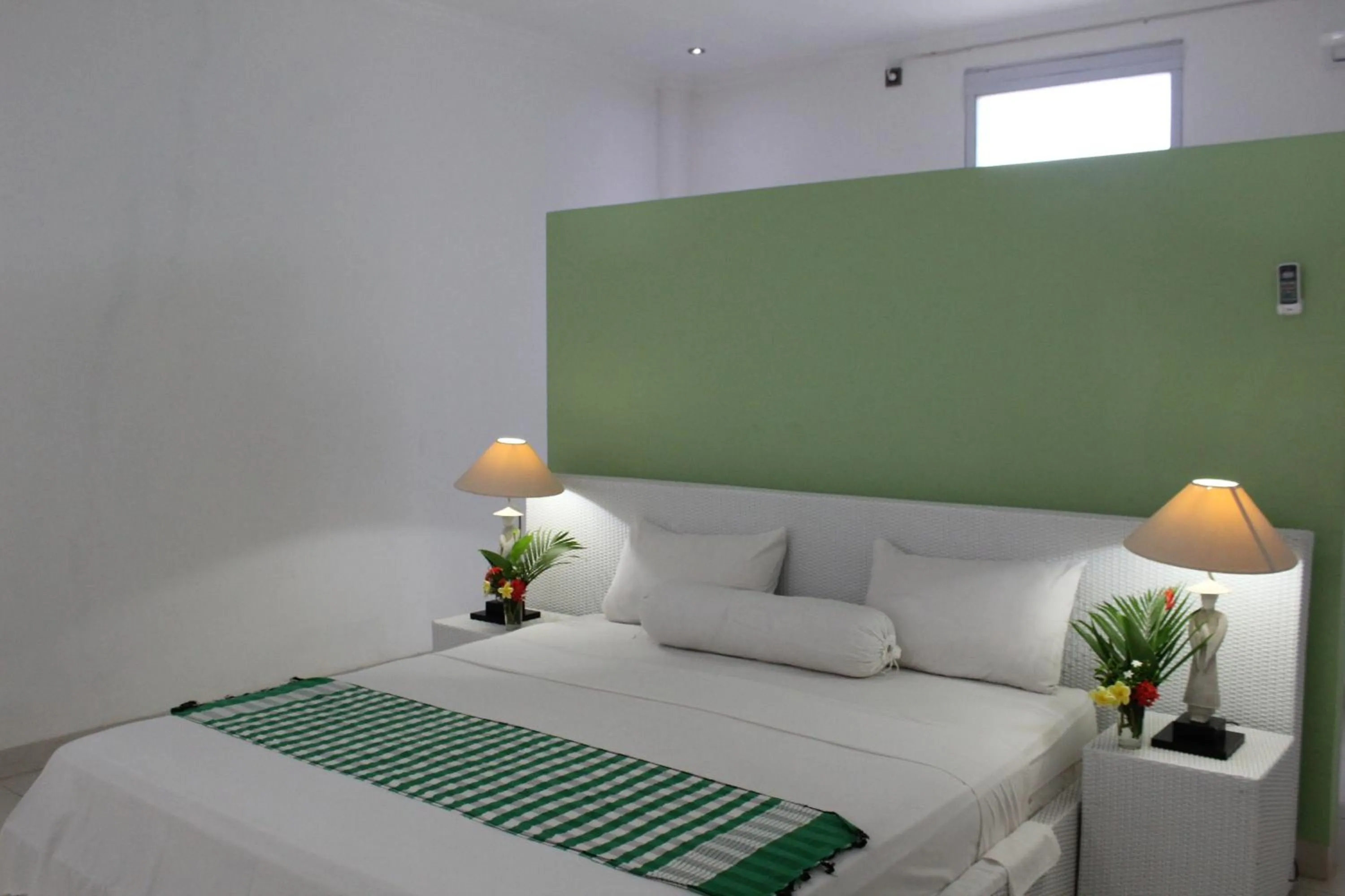 Bed in Villa Putih Lovina