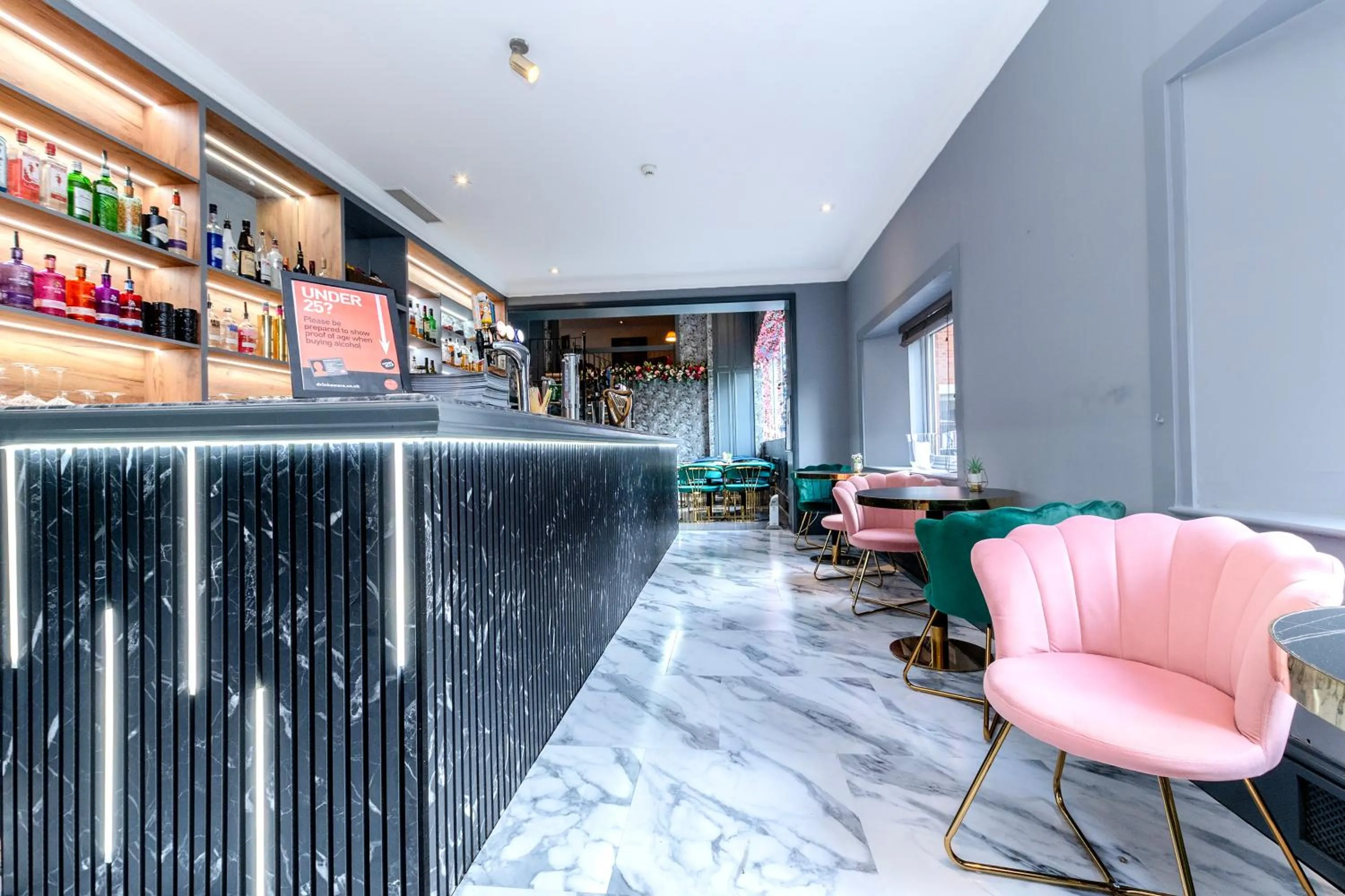 Lounge or bar in Winchester Wessex Hotel by Sunday