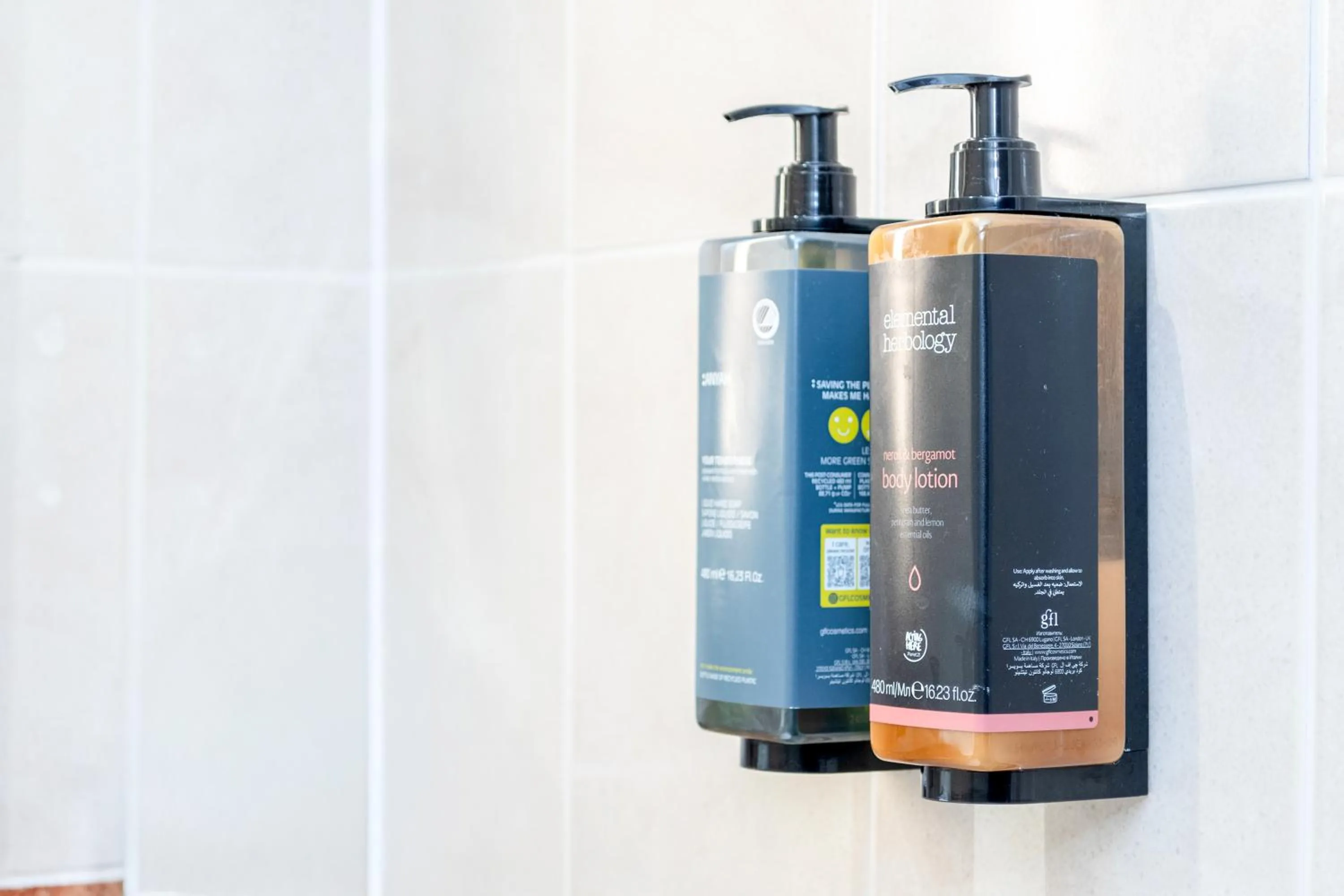 Bathroom in Winchester Wessex Hotel by Sunday