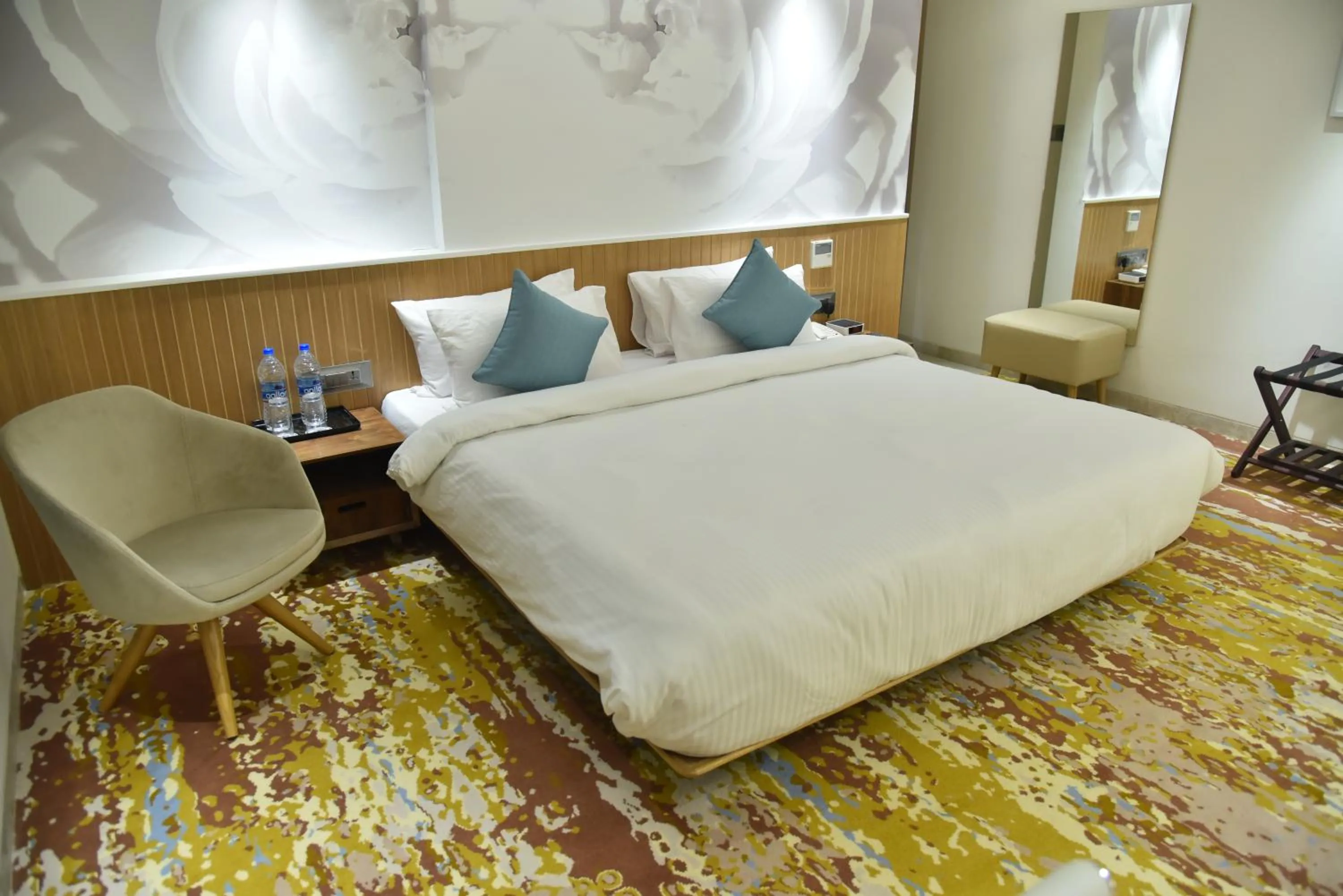 Family, Bed in Effotel by Sayaji Vadodara