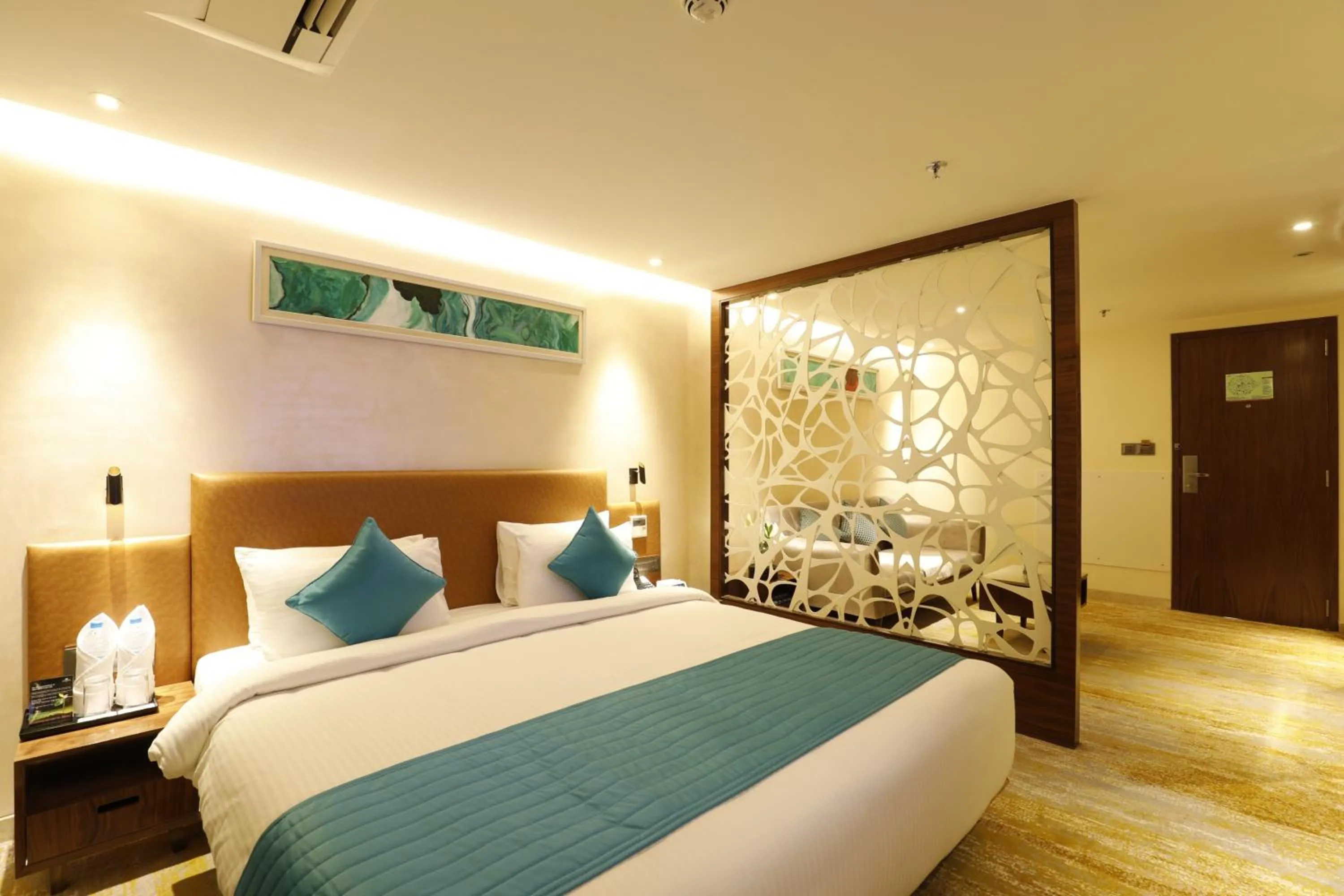 Family, Bed in Effotel by Sayaji Vadodara