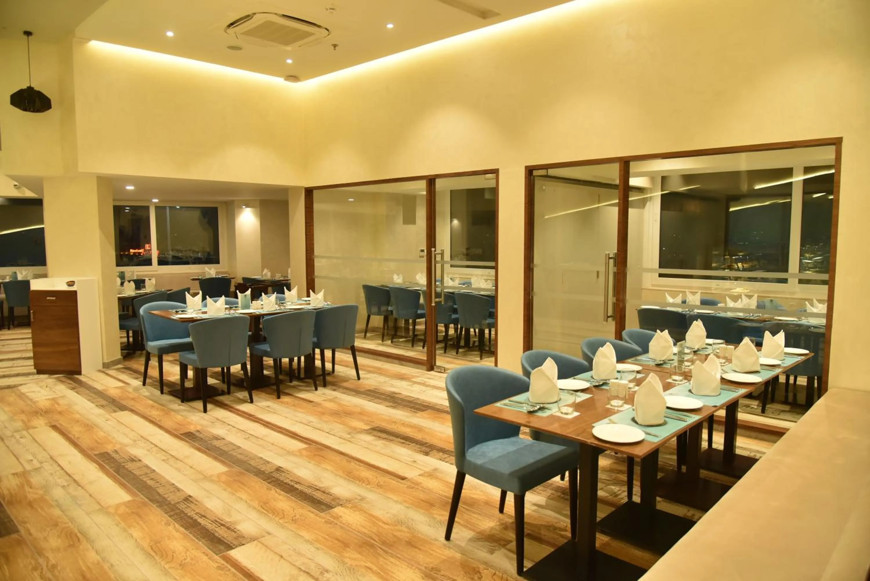 Lunch in Effotel by Sayaji Vadodara