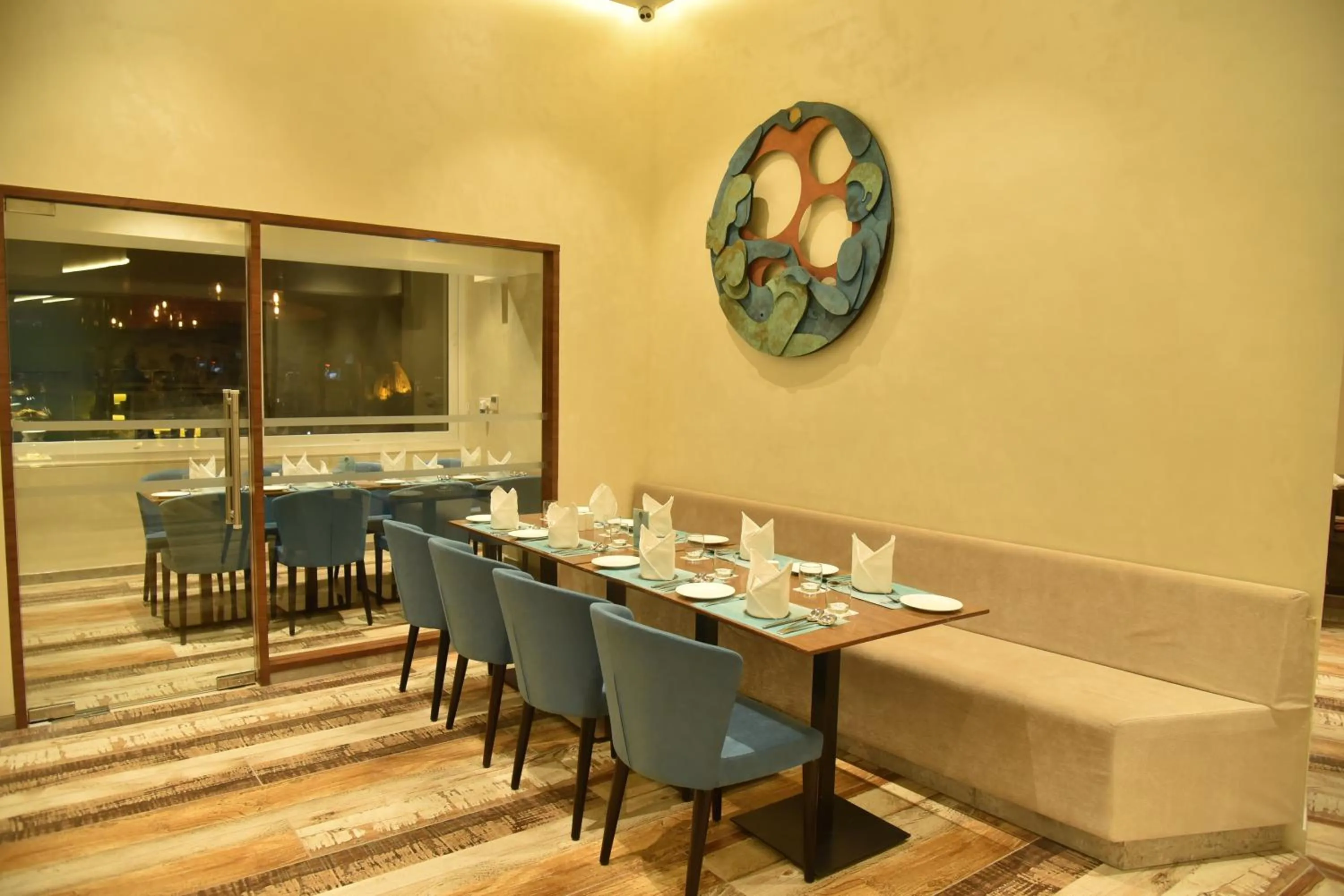 Restaurant/places to eat in Effotel by Sayaji Vadodara