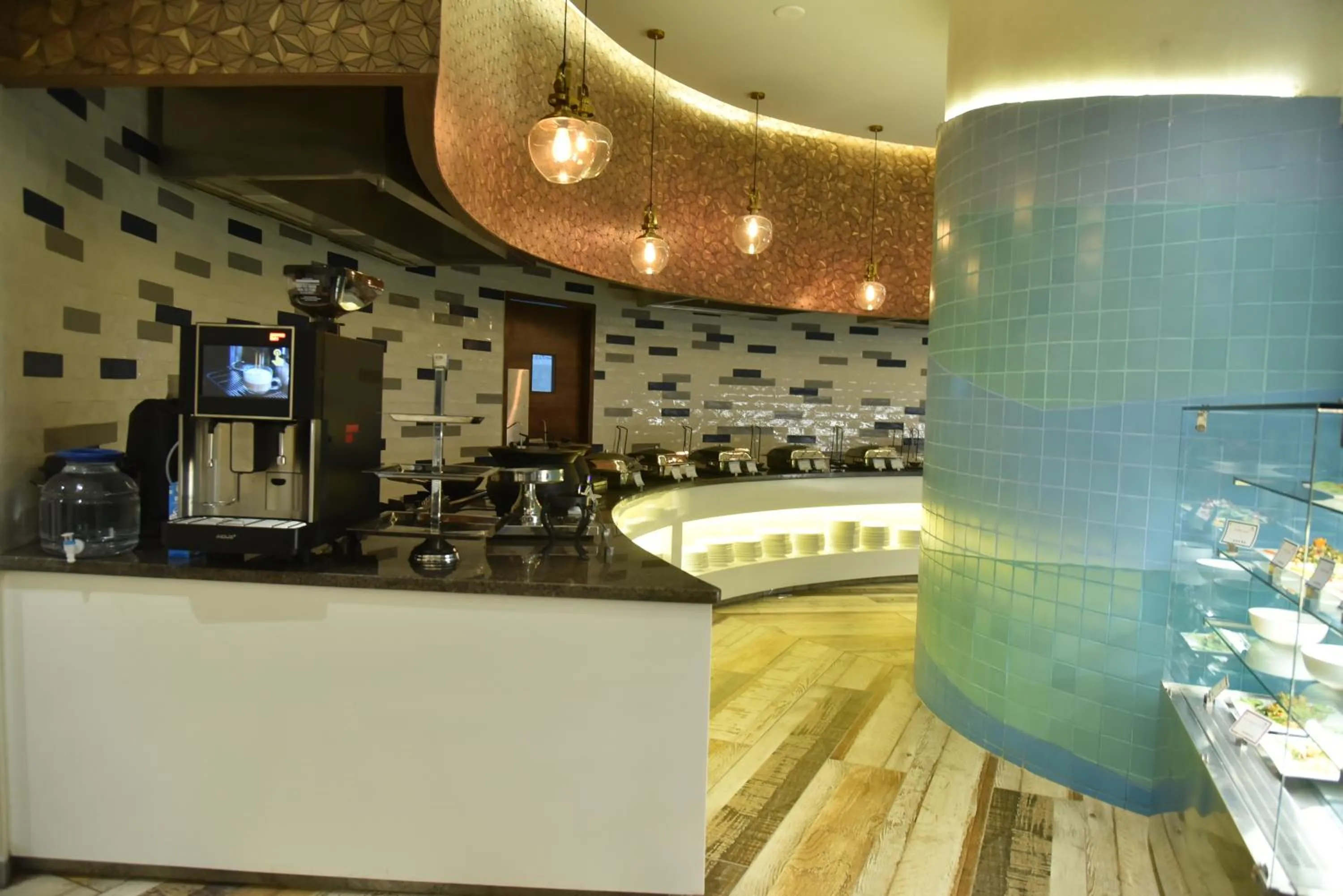 Restaurant/places to eat in Effotel by Sayaji Vadodara