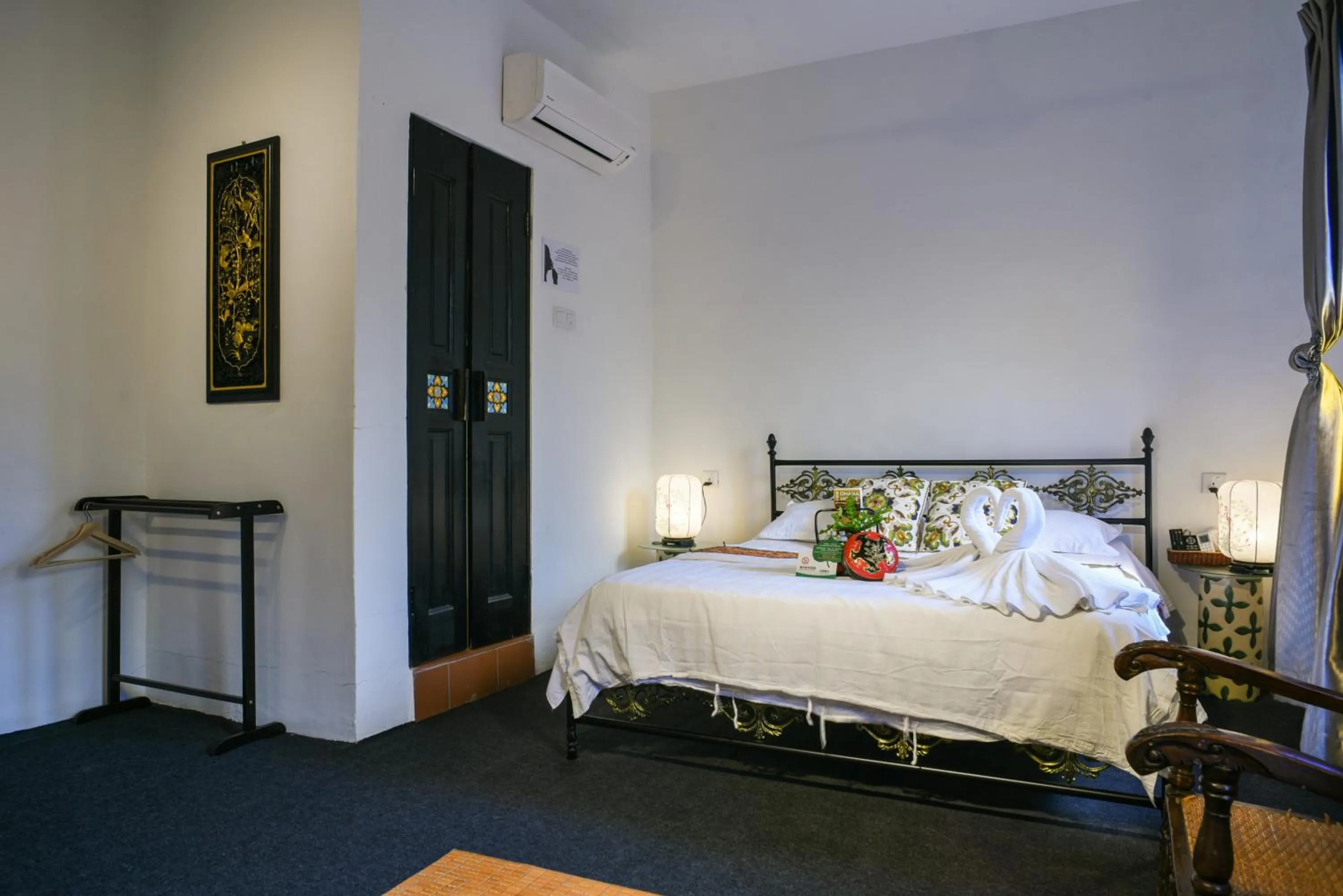 Bed in Ohana House HQ