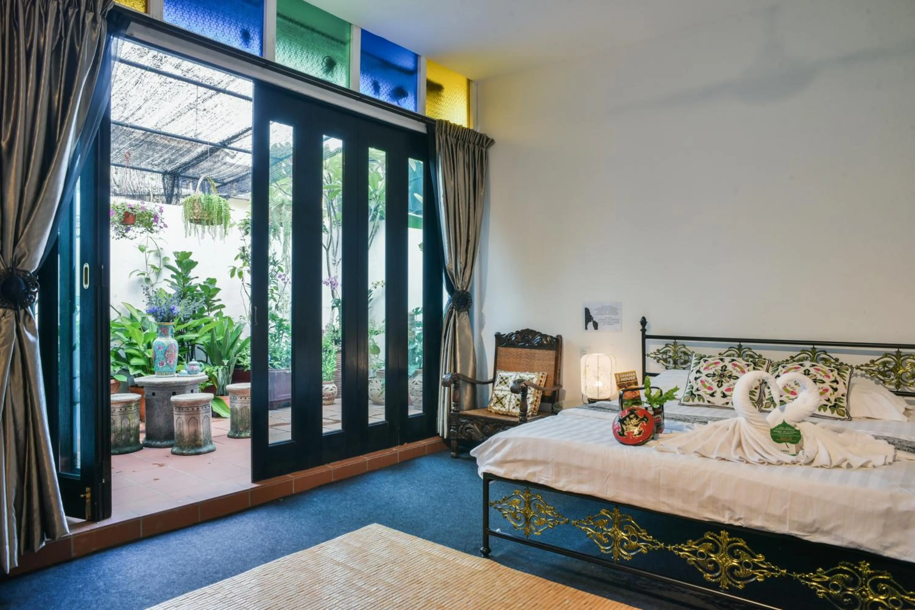 Bed in Ohana House HQ