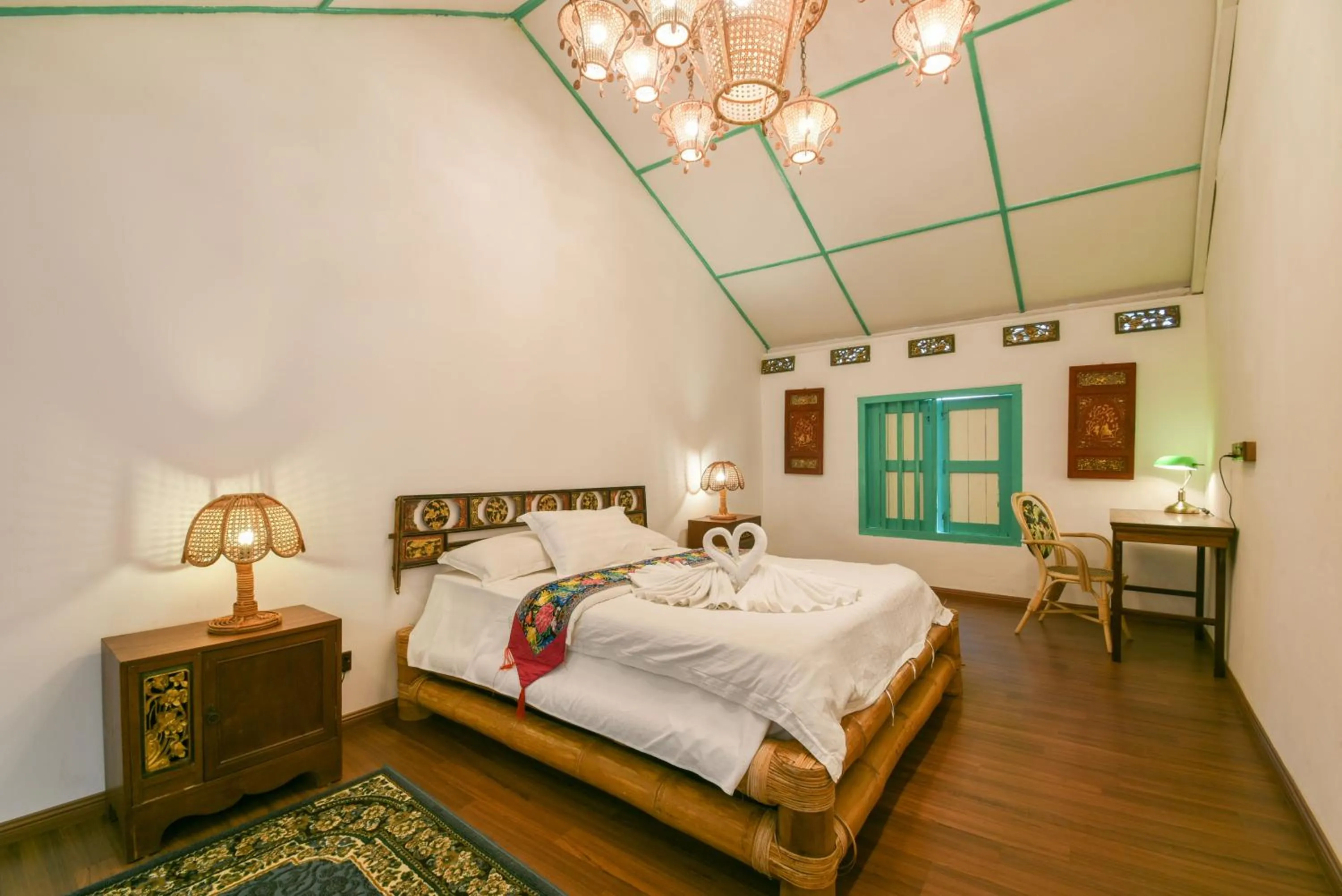 Bed in Ohana House HQ