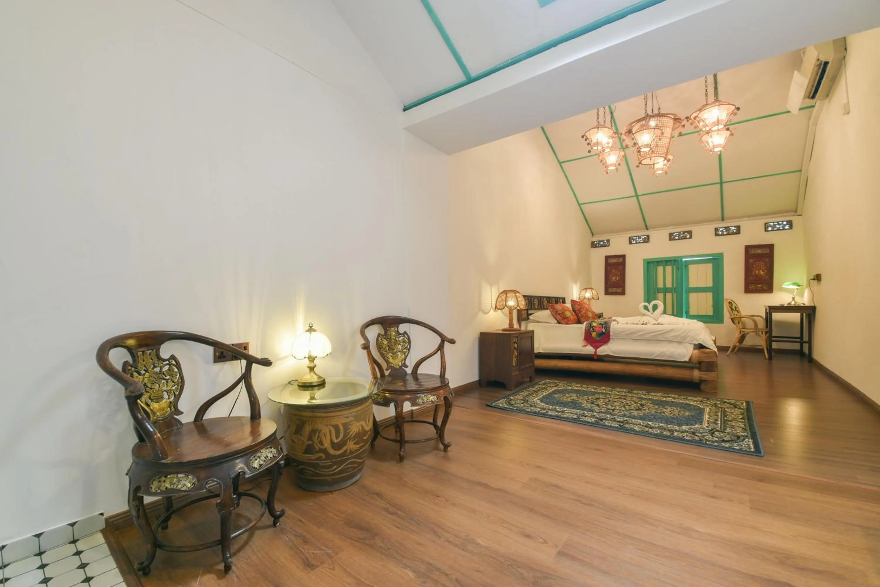 Bed in Ohana House HQ