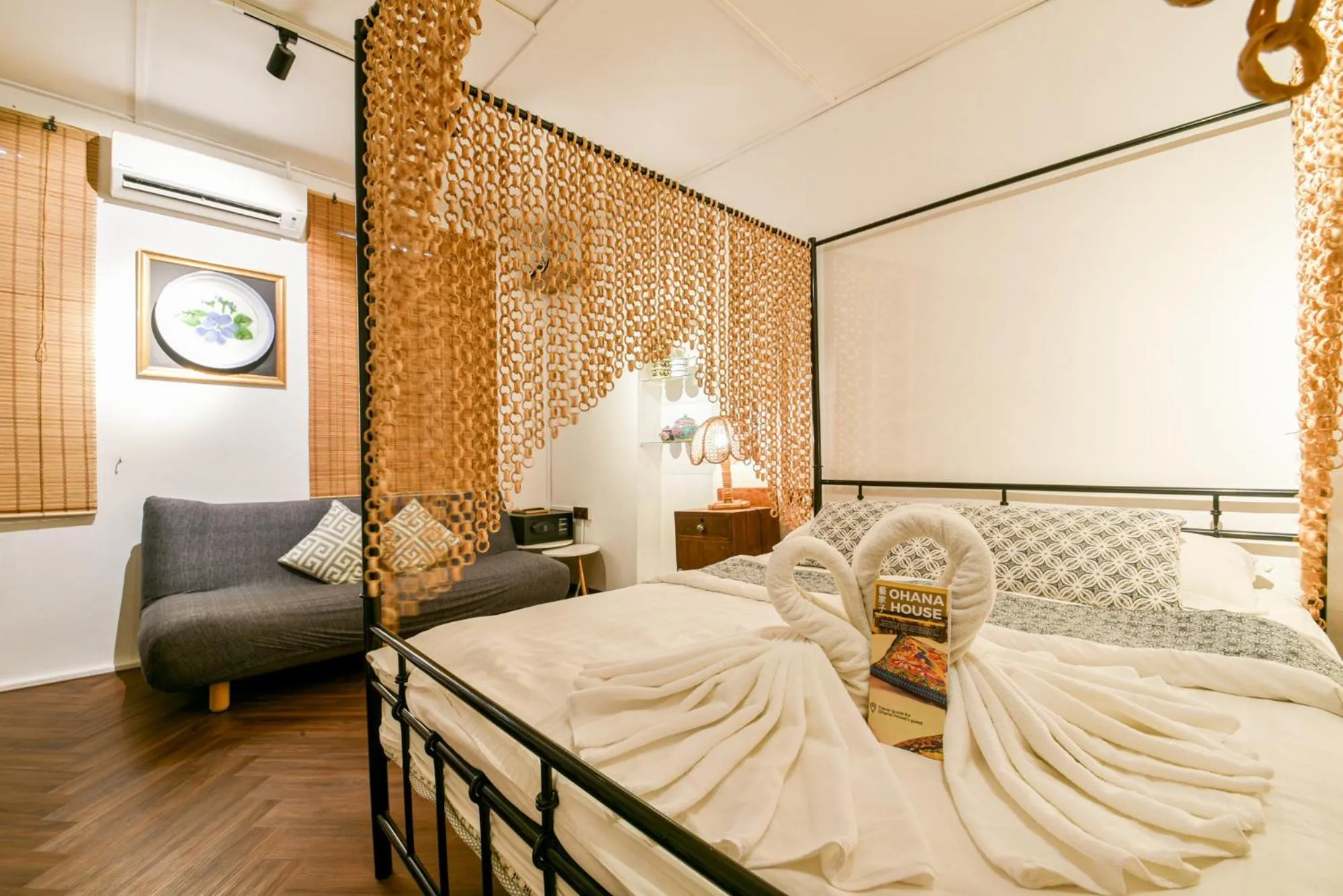 Bedroom, Bed in Ohana House HQ