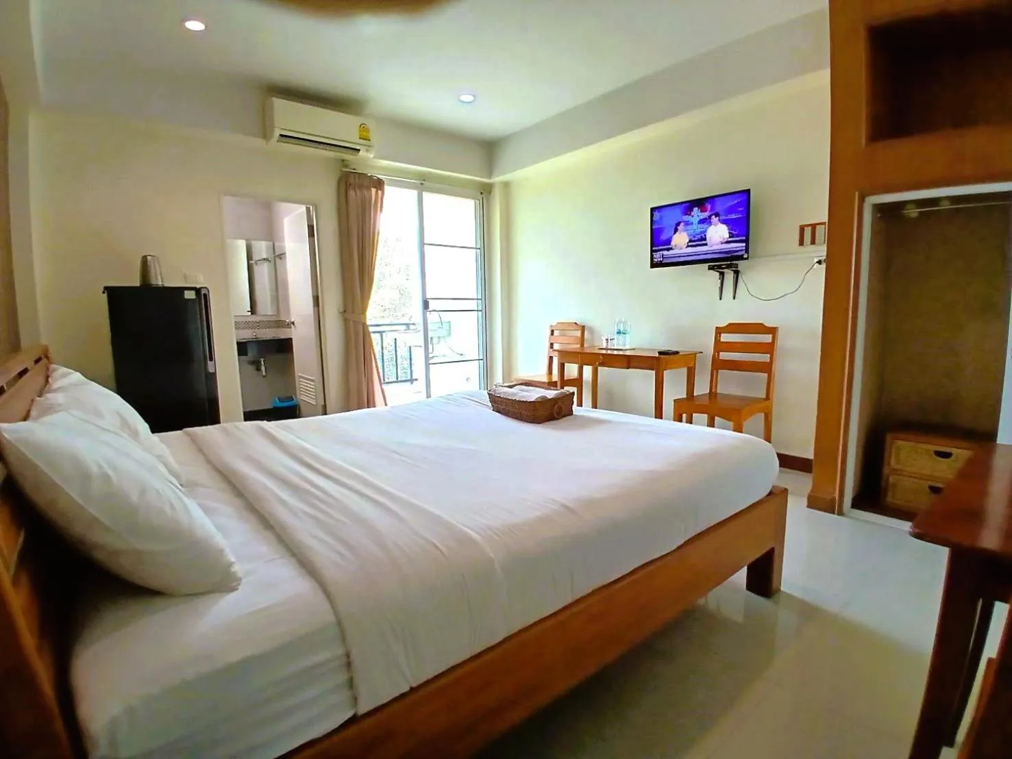 Bed in Grand Lopburi