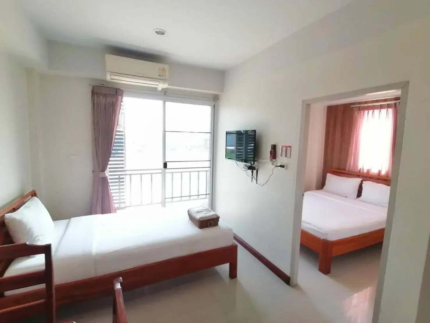Studio with Balcony in Grand Lopburi Studio with Balcony in Grand Lopburi