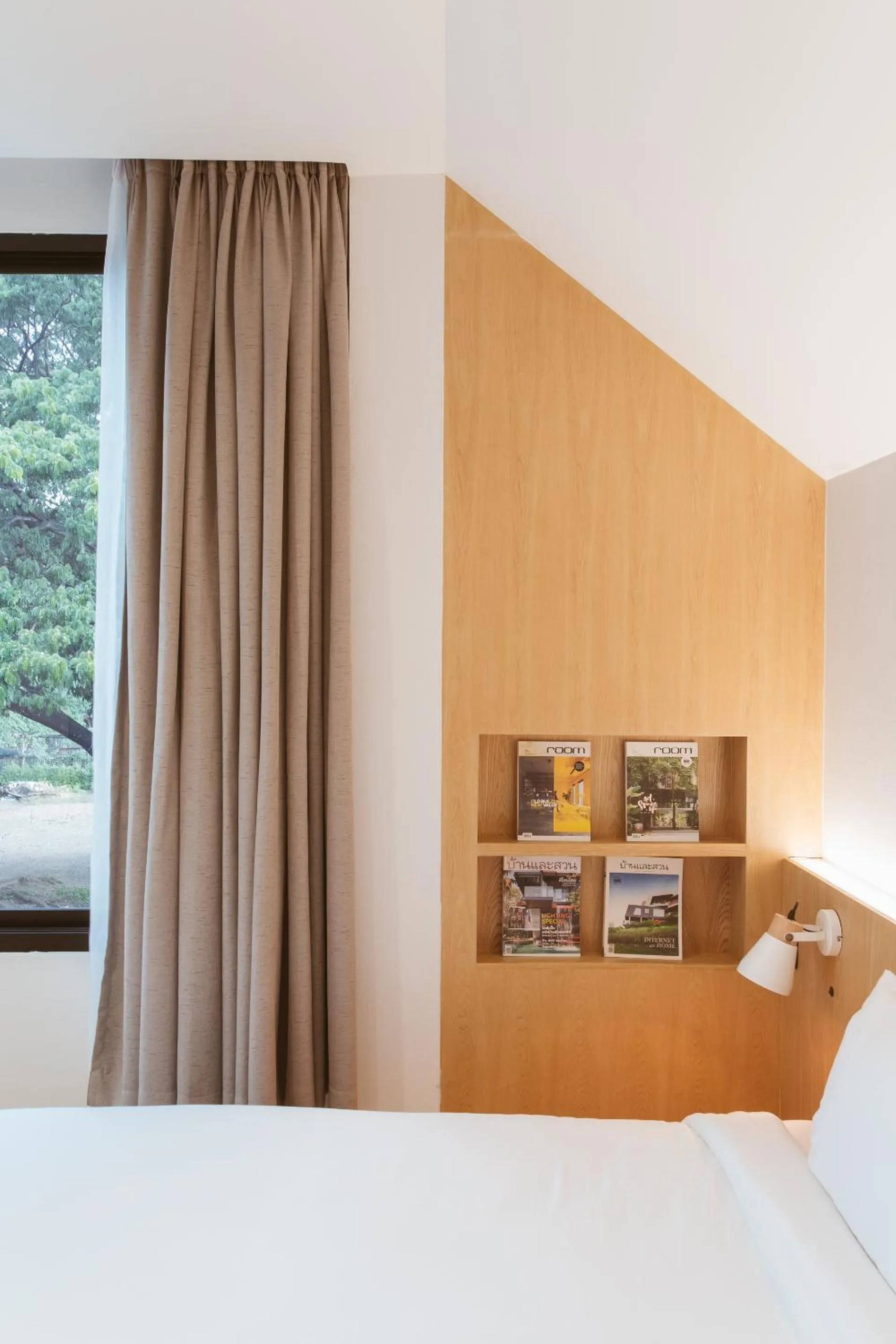 Bed in Karpenter Lampang