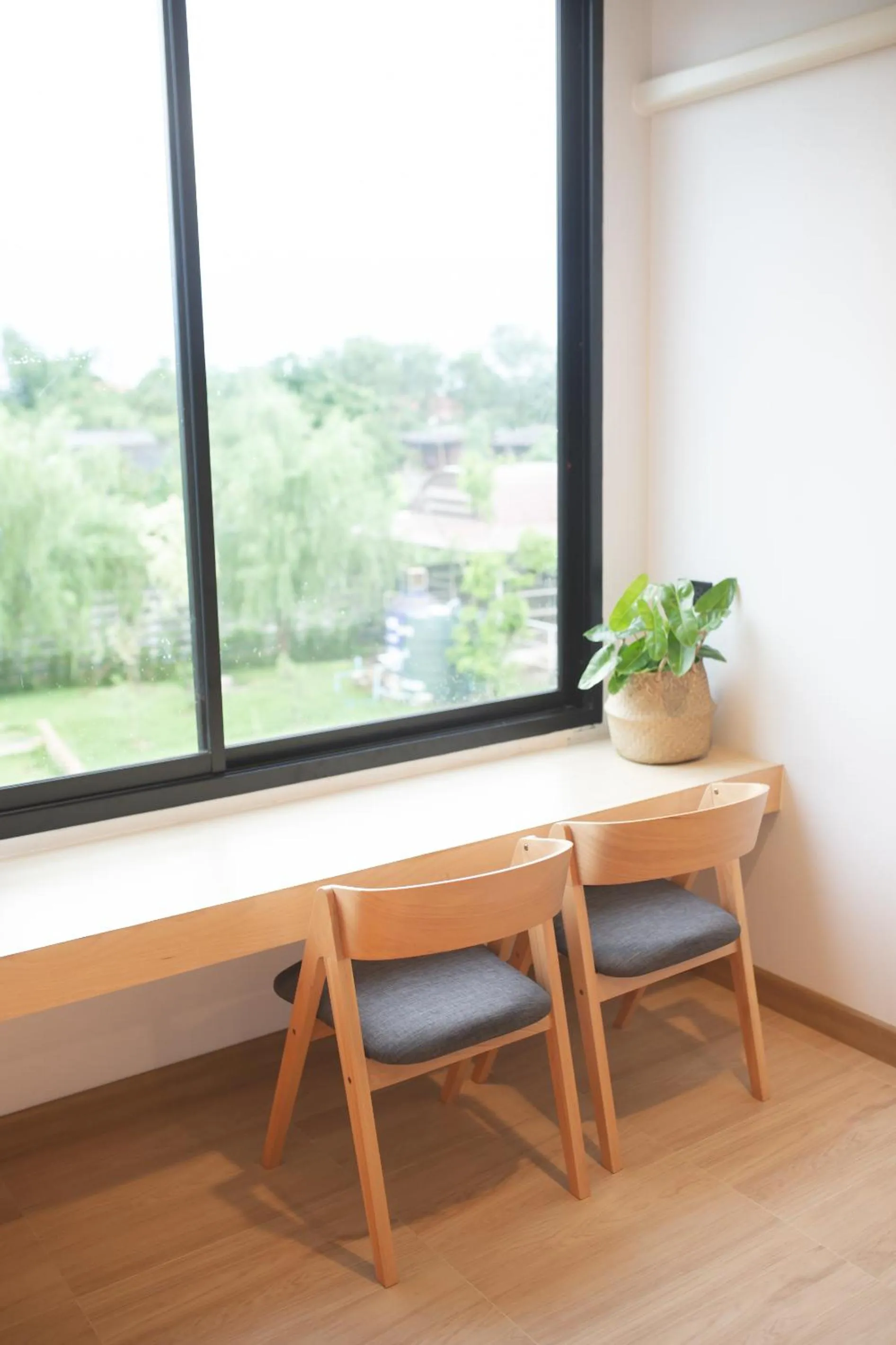 hair dresser in Karpenter Lampang