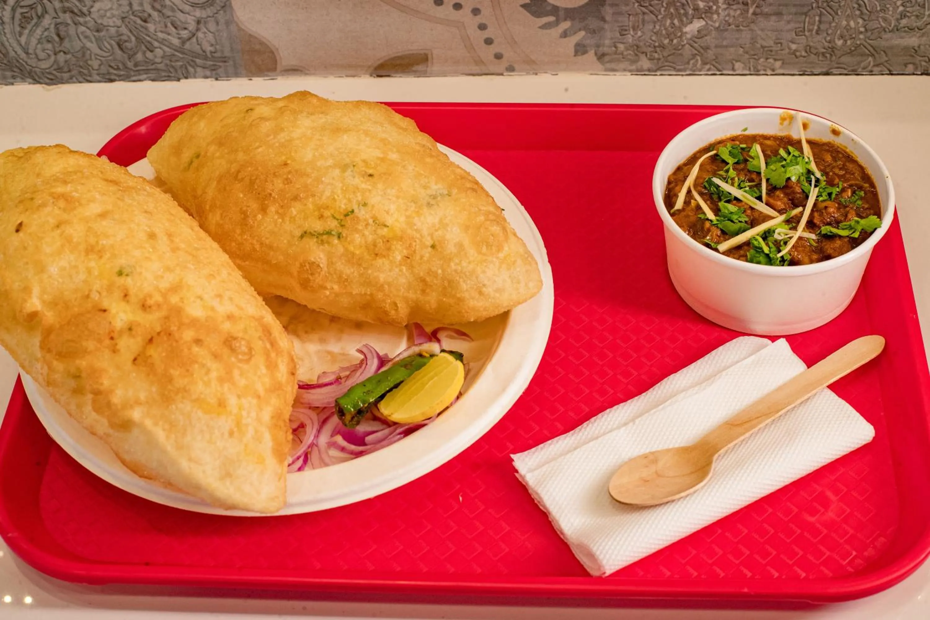 Restaurant/places to eat in Kalinga Hotel