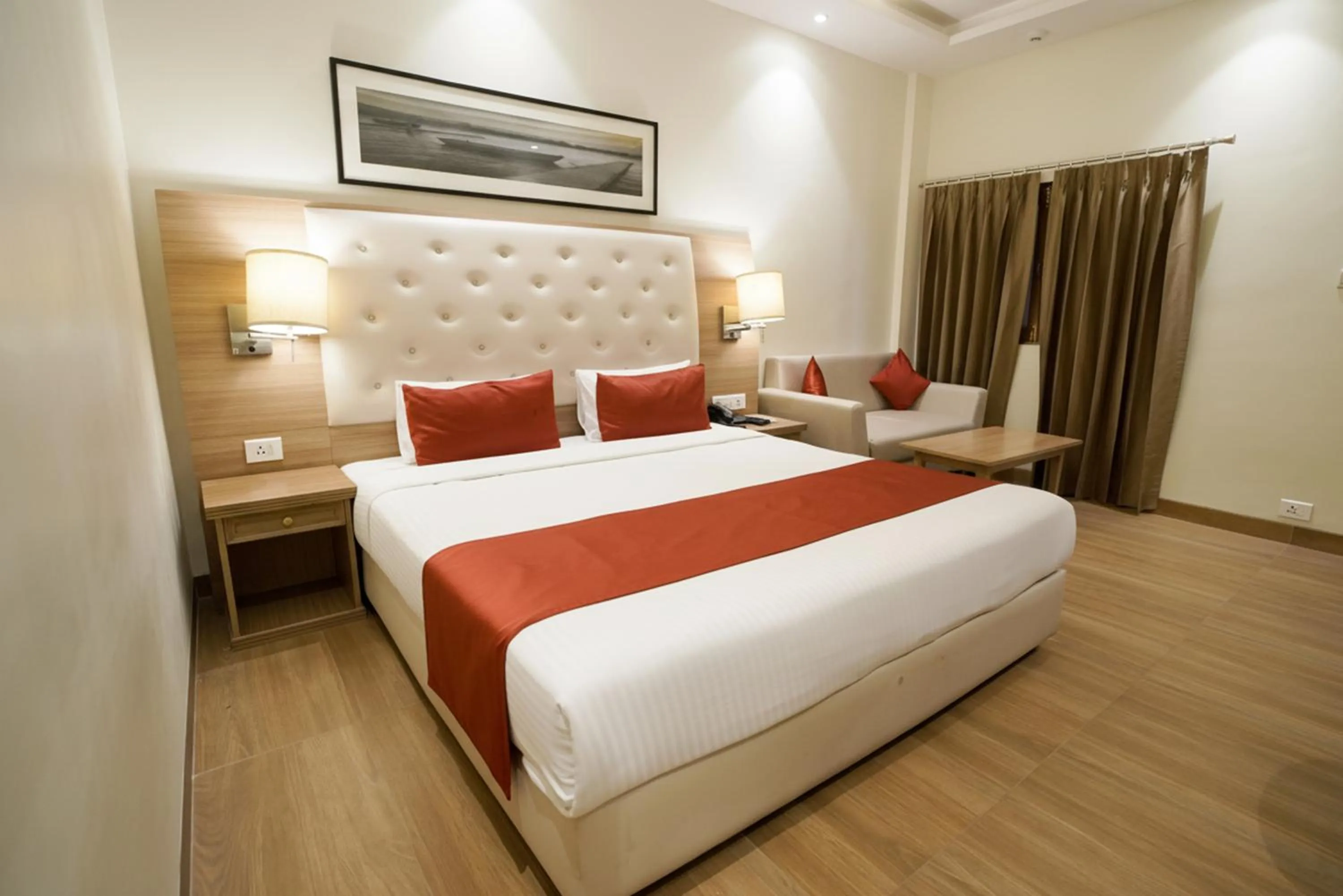 Bedroom, Bed in Kalinga Hotel